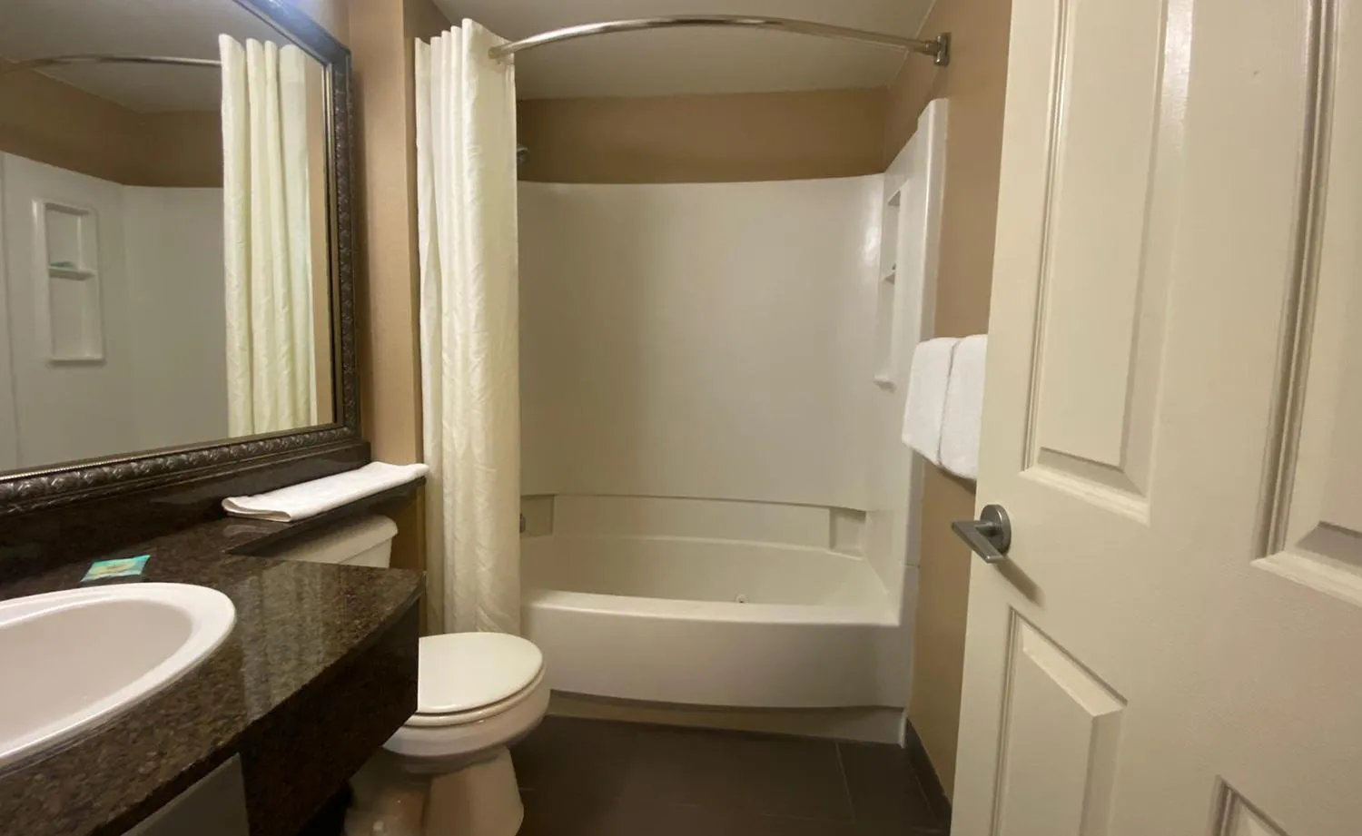 Ocean Paradise Hotel & Resort