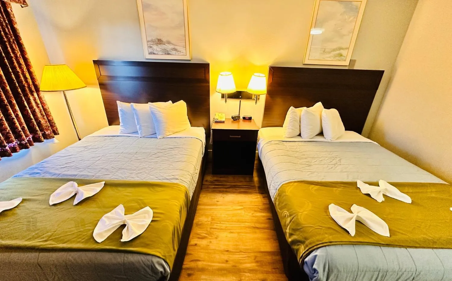 Bed in Ocean Paradise Hotel & Resort