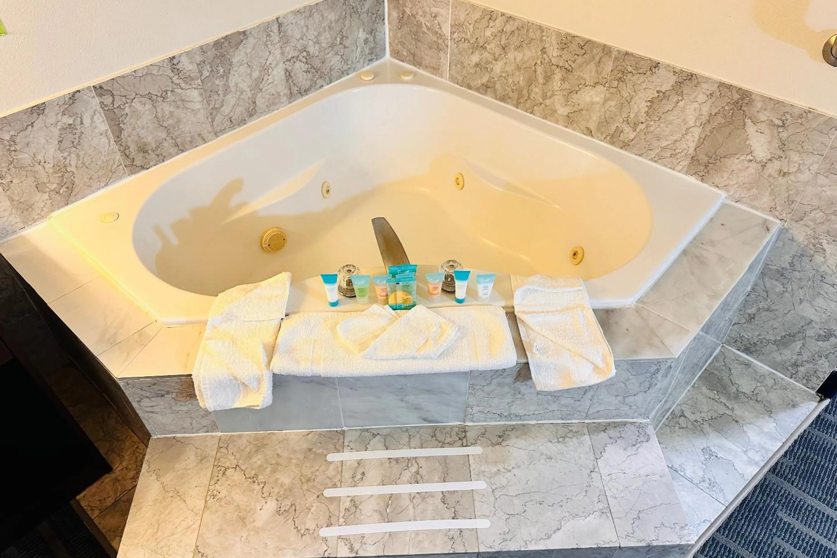 Bathroom in Coratel Inn and Suites By Jasper Ocean Shores