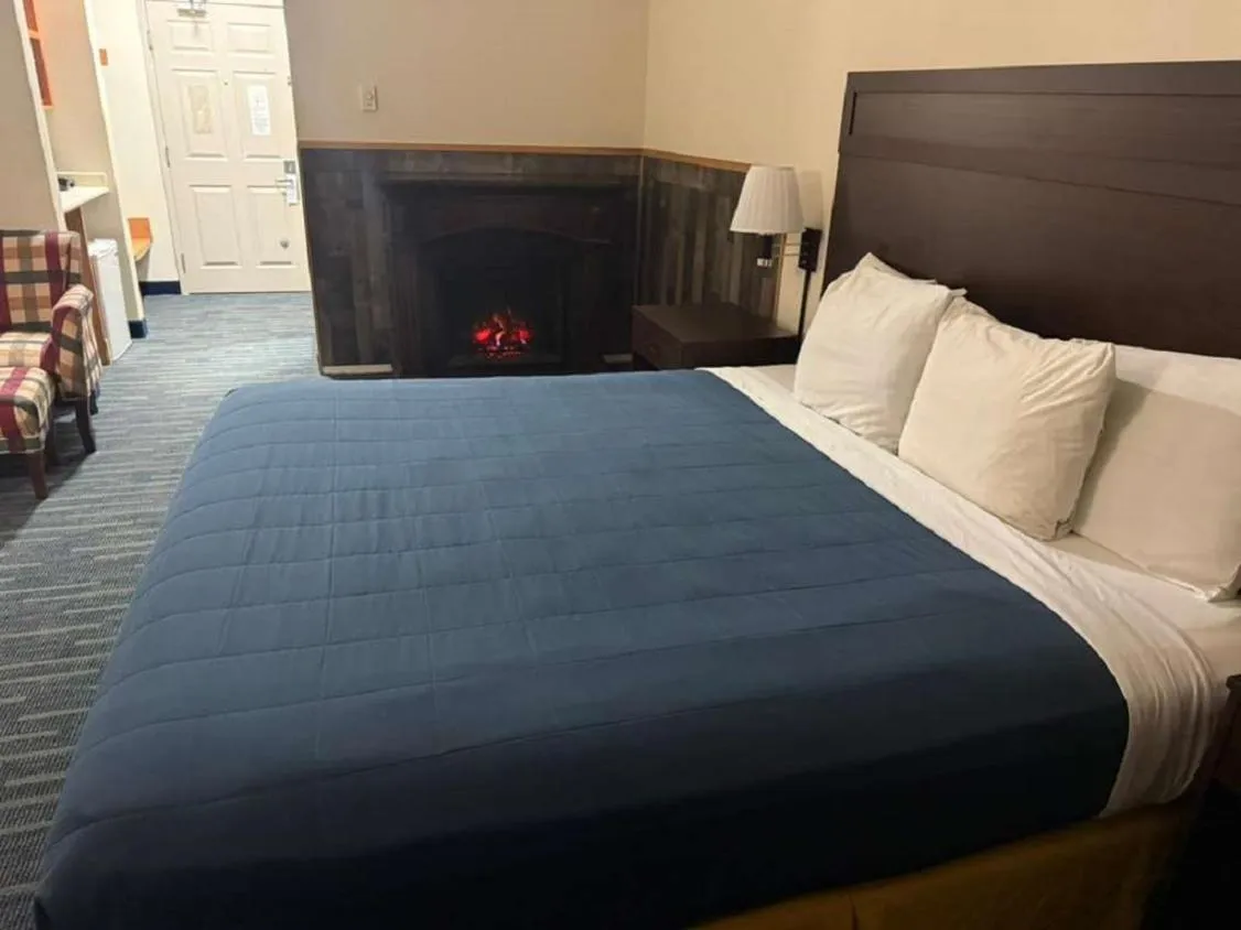 Bed in Ocean Paradise Hotel & Resort