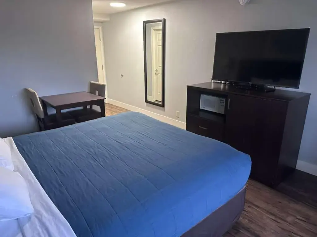 Bed in Ocean Paradise Hotel & Resort Bed in Ocean Paradise Hotel & Resort