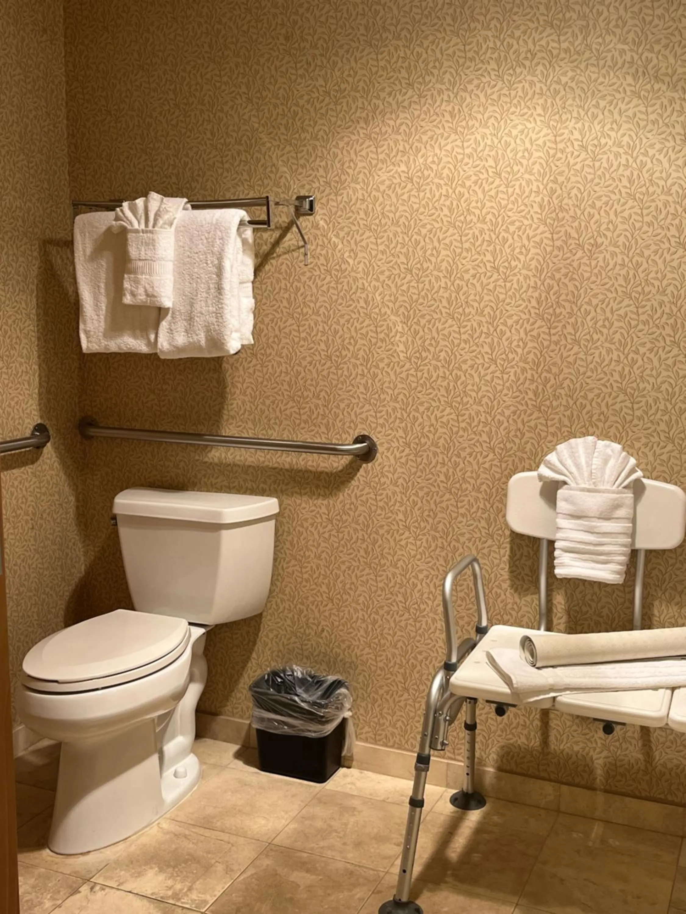 Bathroom in Comfort Inn & Suites Ocean Shores