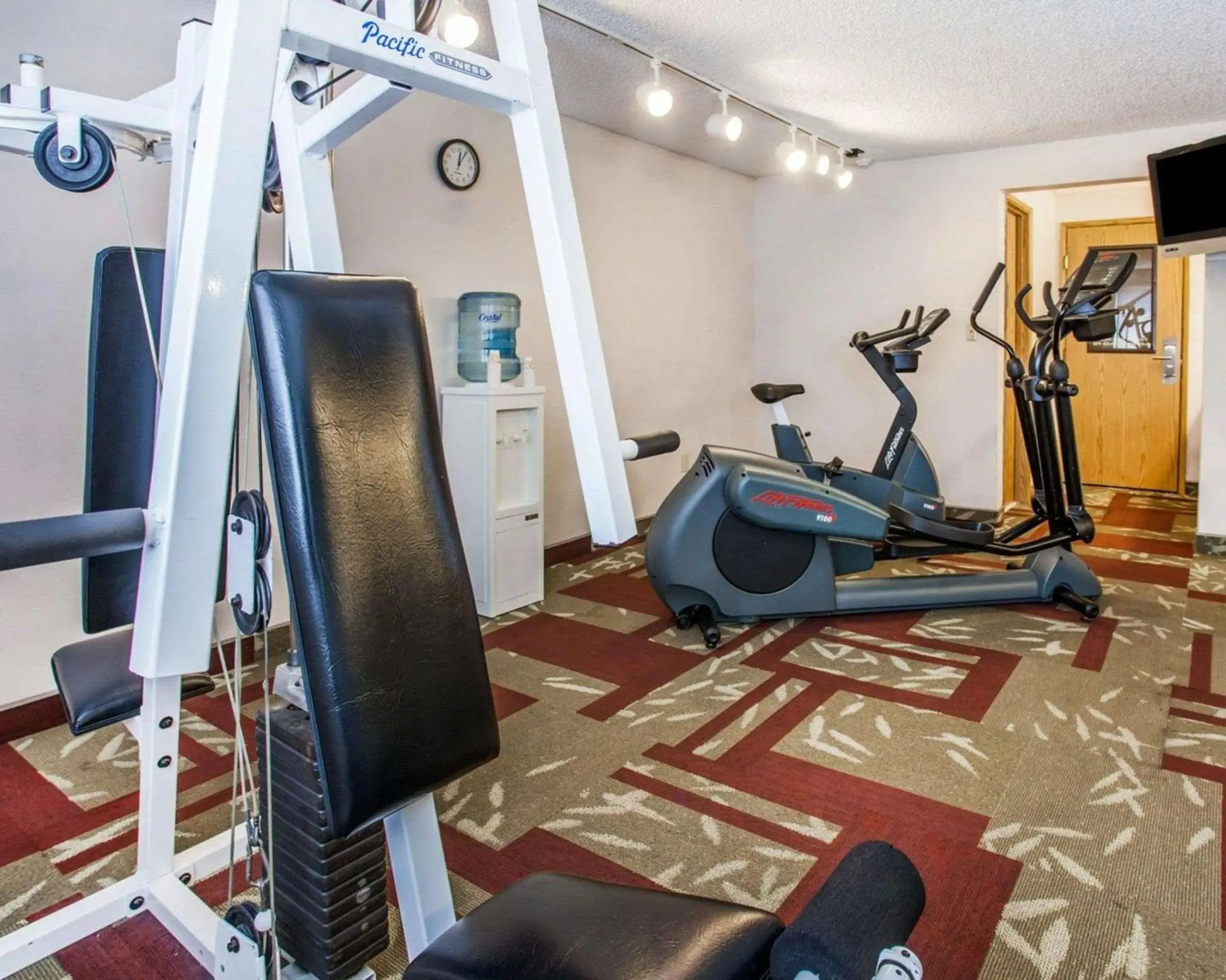 Fitness centre/facilities in Quality Inn Kirkland Fitness centre/facilities in Quality Inn Kirkland