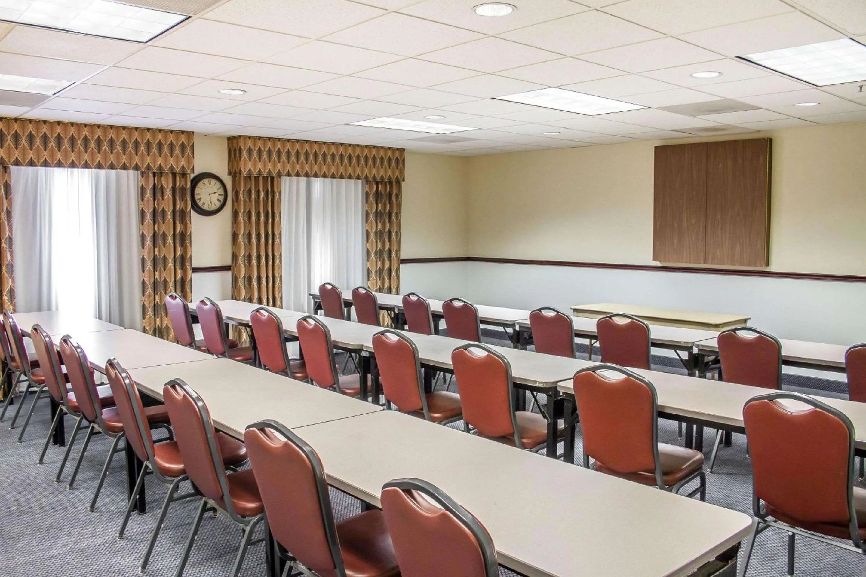 Meeting/conference room in Quality Inn & Suites Longview Kelso