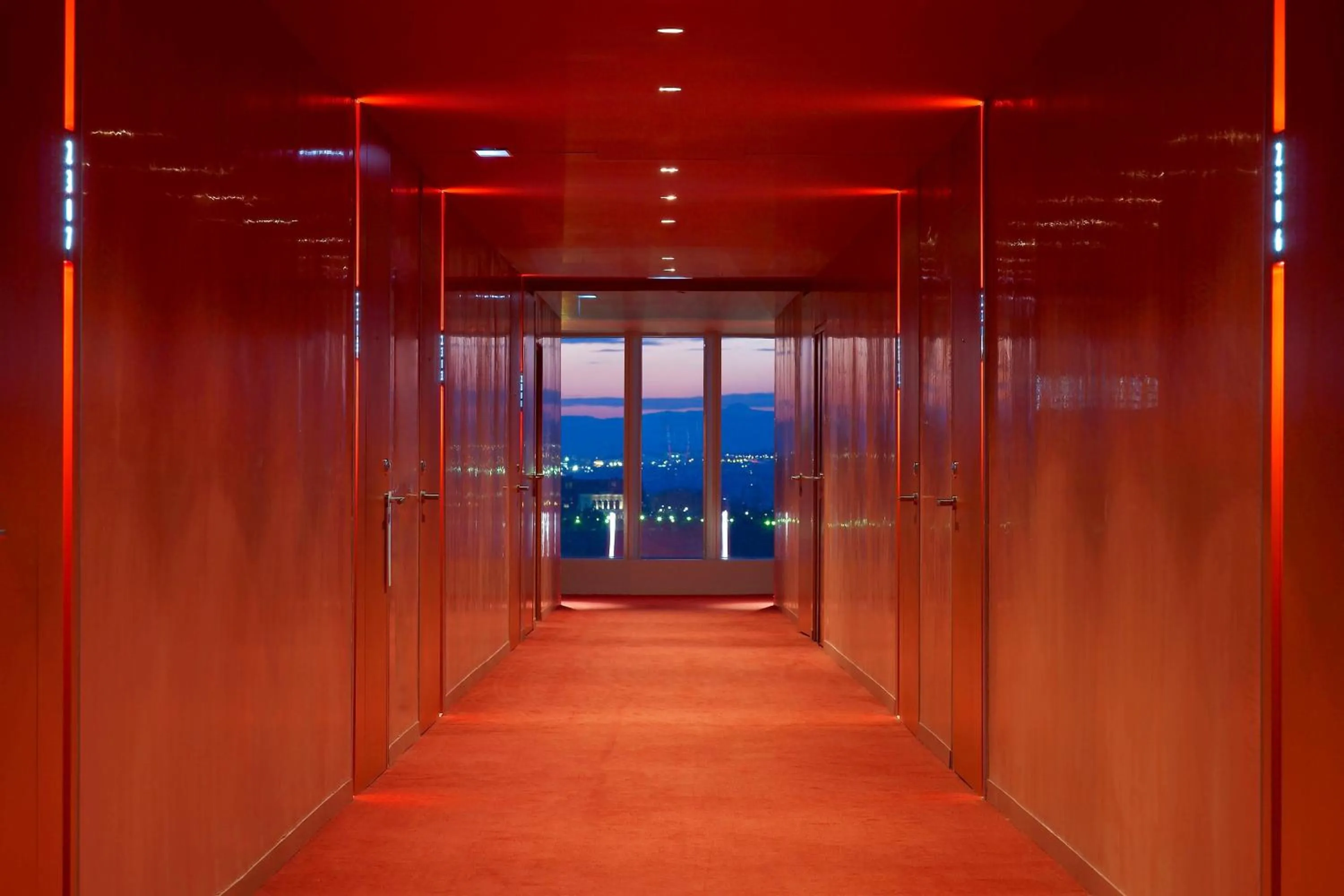 Photo of the whole room in W Barcelona