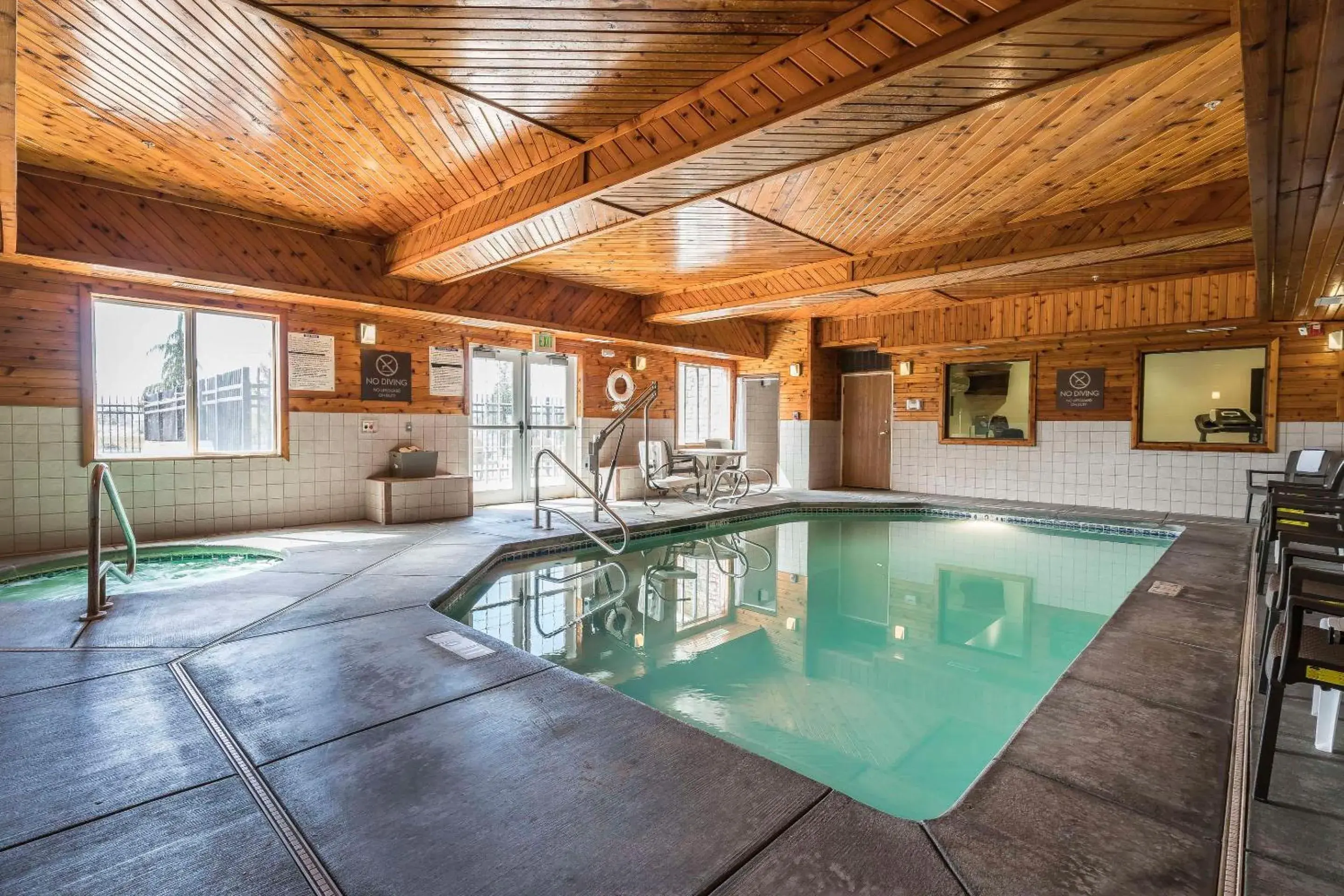 Swimming pool in Comfort Inn & Suites Walla Walla Swimming pool in Comfort Inn & Suites Walla Walla