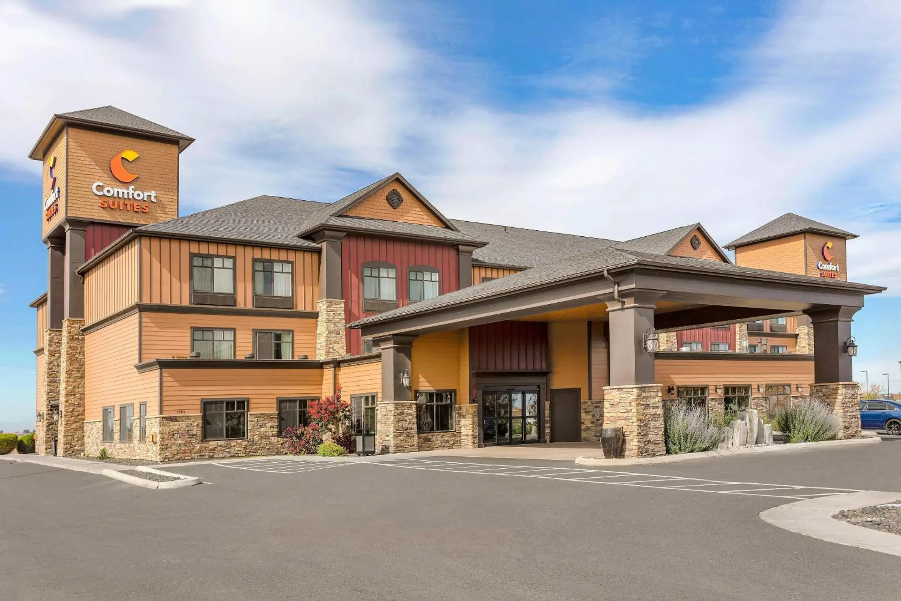 Property building in Comfort Suites Moses Lake Property building in Comfort Suites Moses Lake