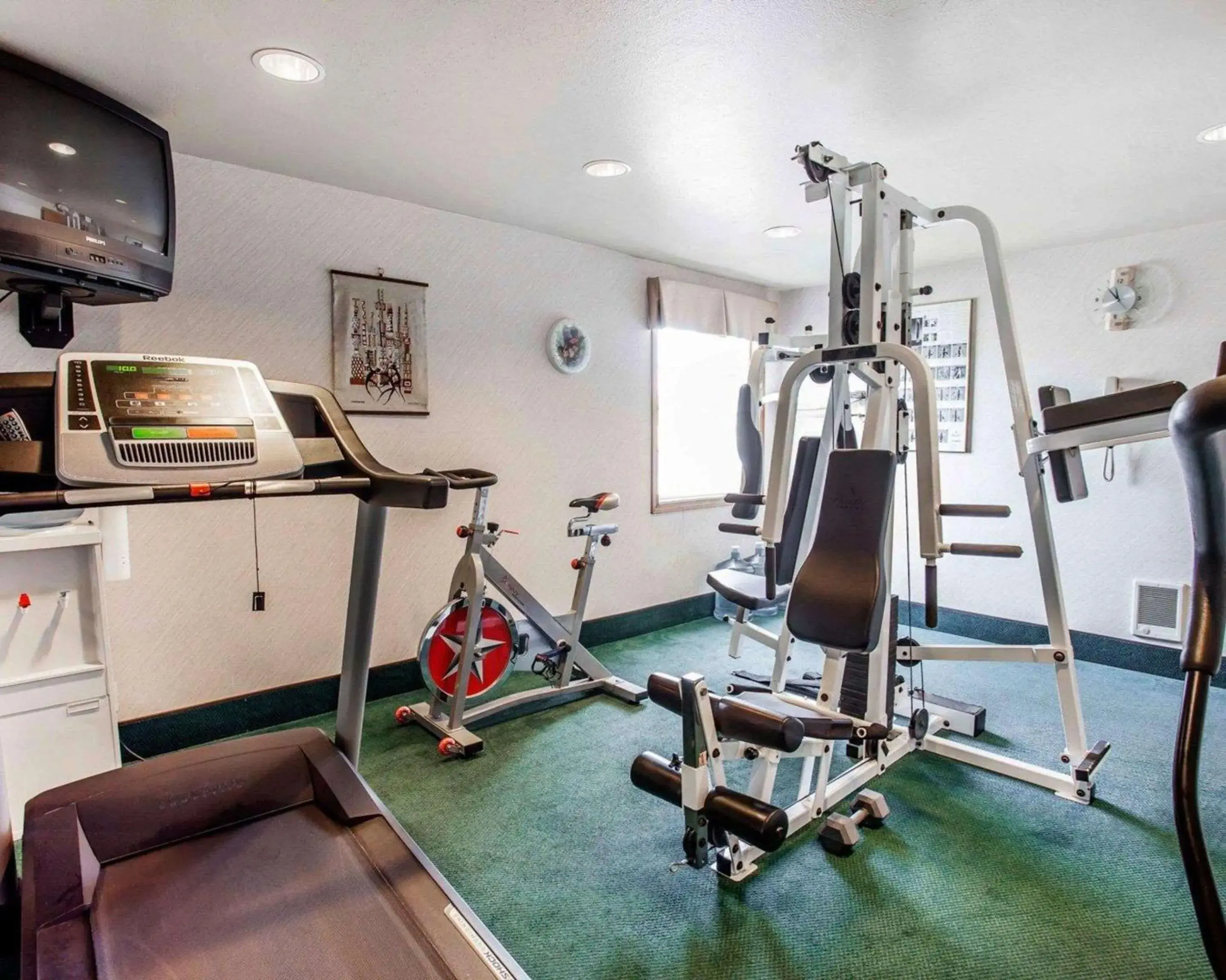 Fitness centre/facilities, Fitness Center/Facilities in Quality Inn & Suites Bremerton near Naval Shipyard