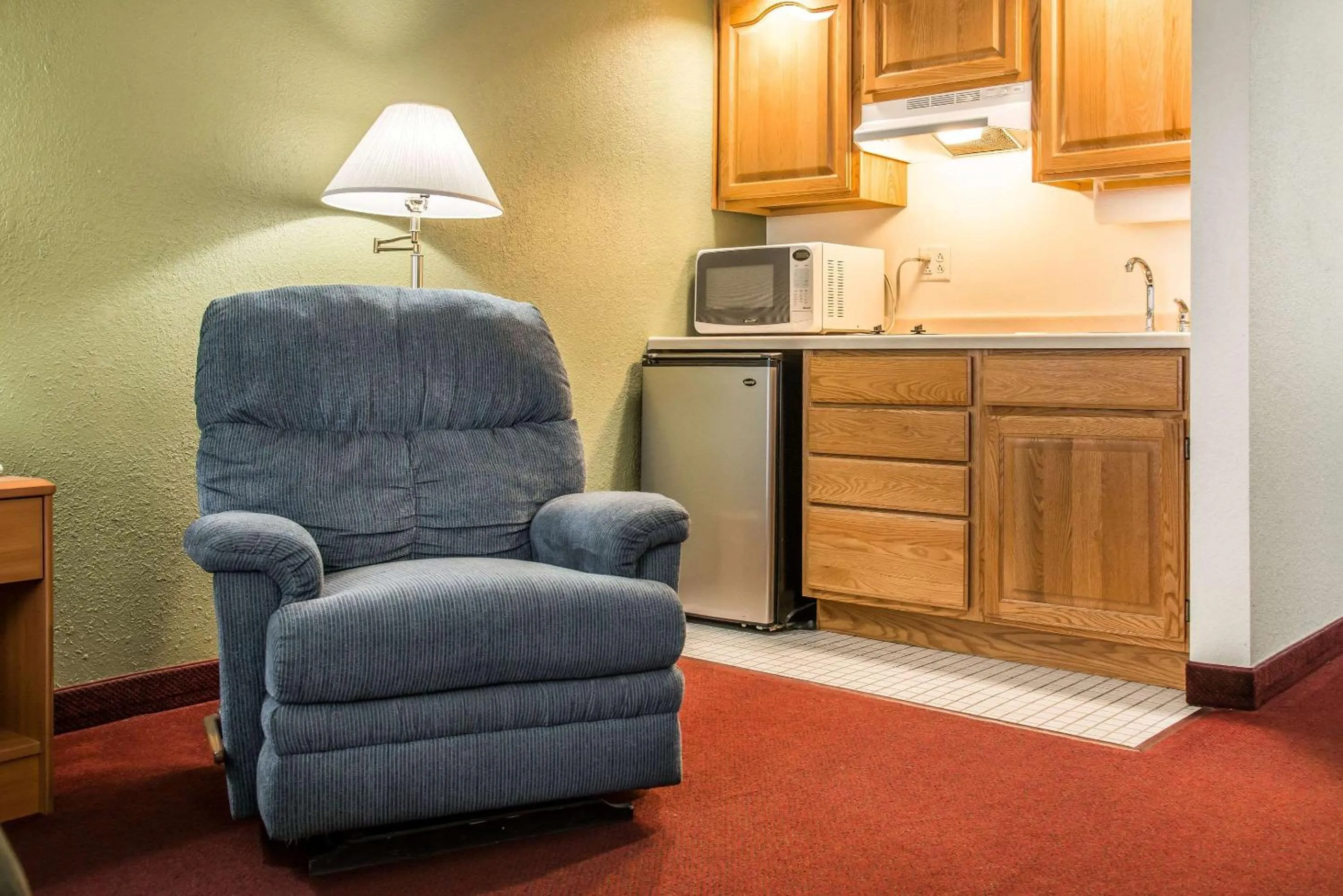 Photo of the whole room in Hudson Inn & Suites