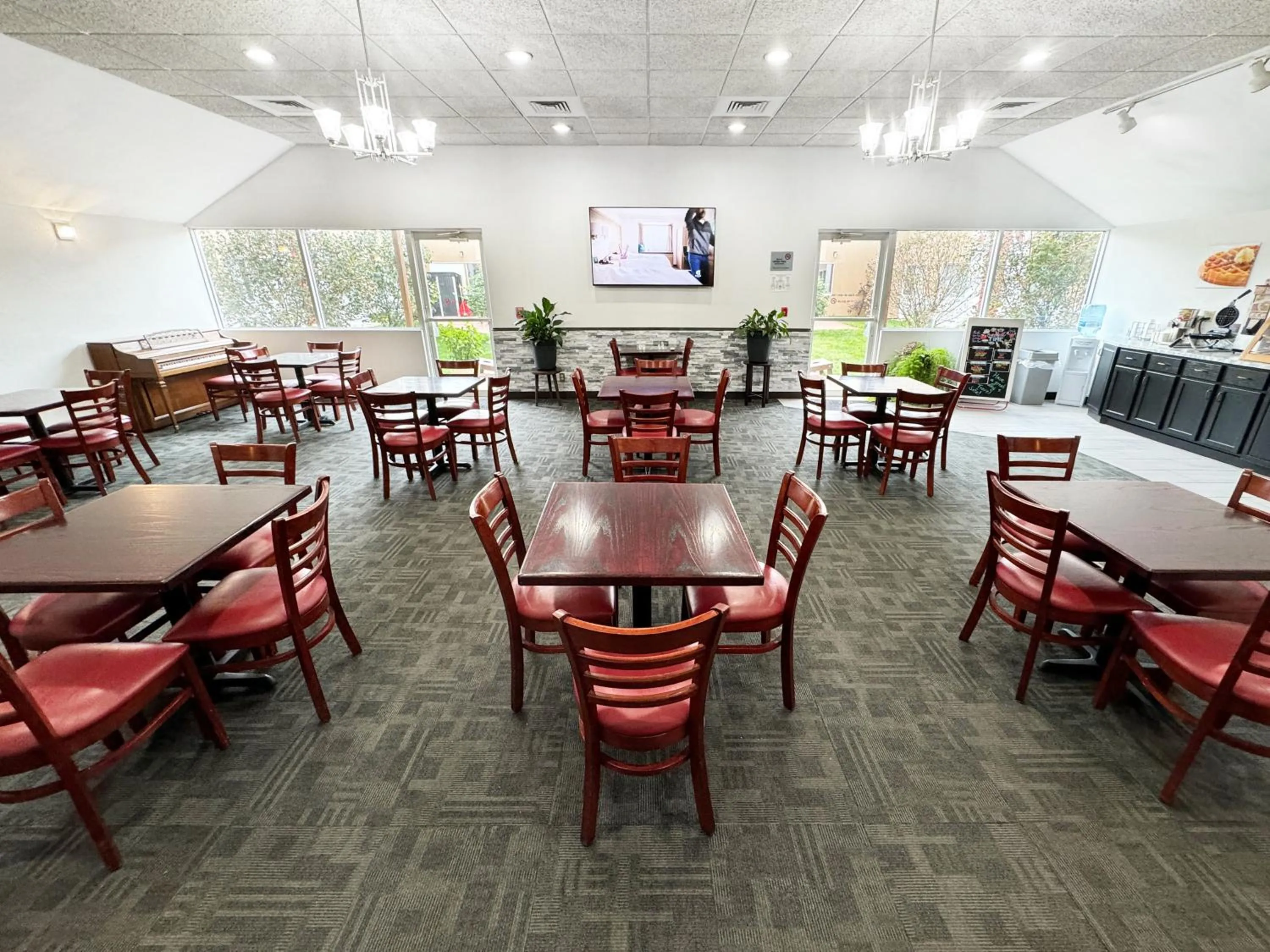 Restaurant/places to eat in Econo Lodge Wausau - Rothschild