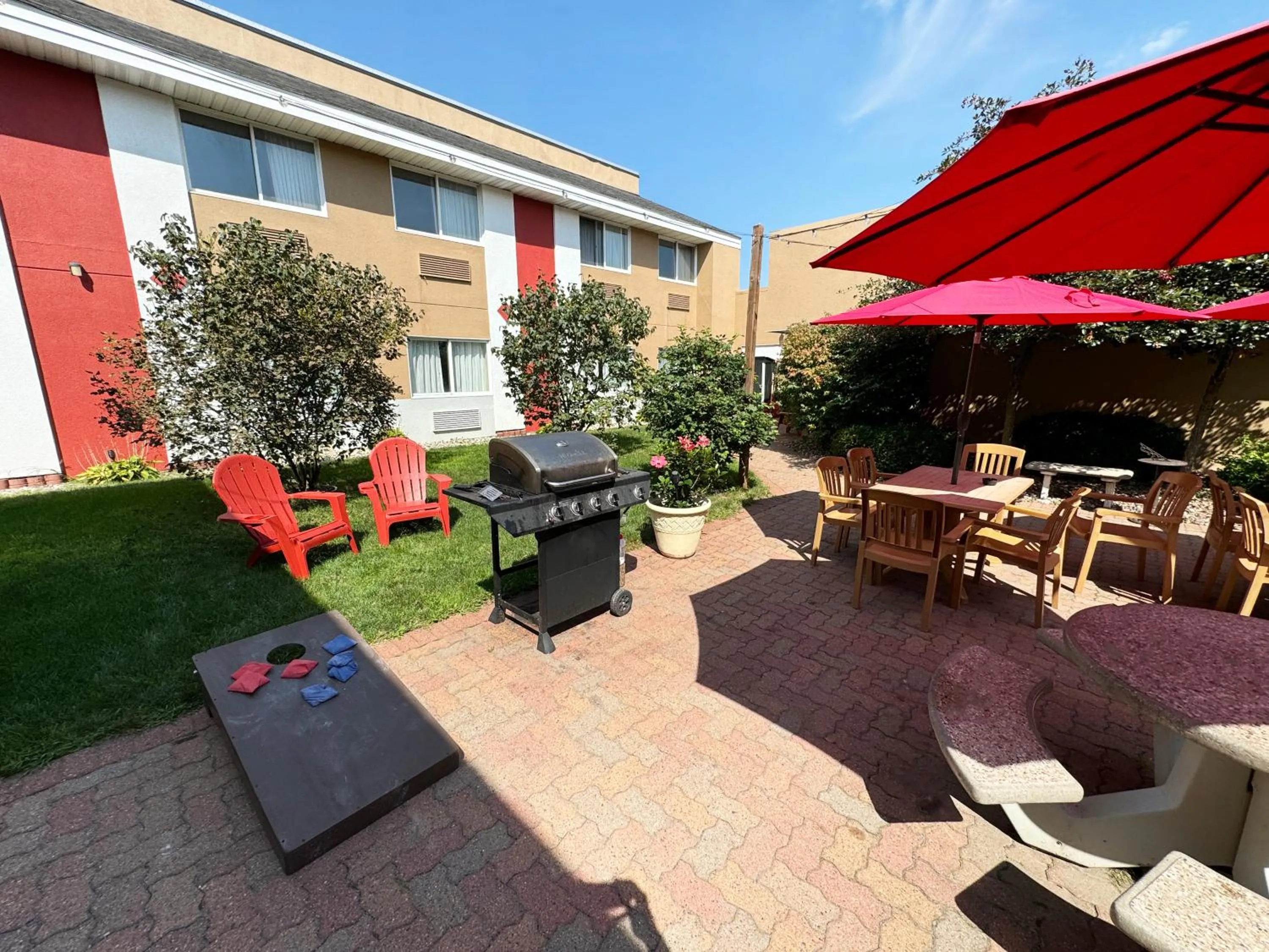 Patio in Econo Lodge Wausau - Rothschild