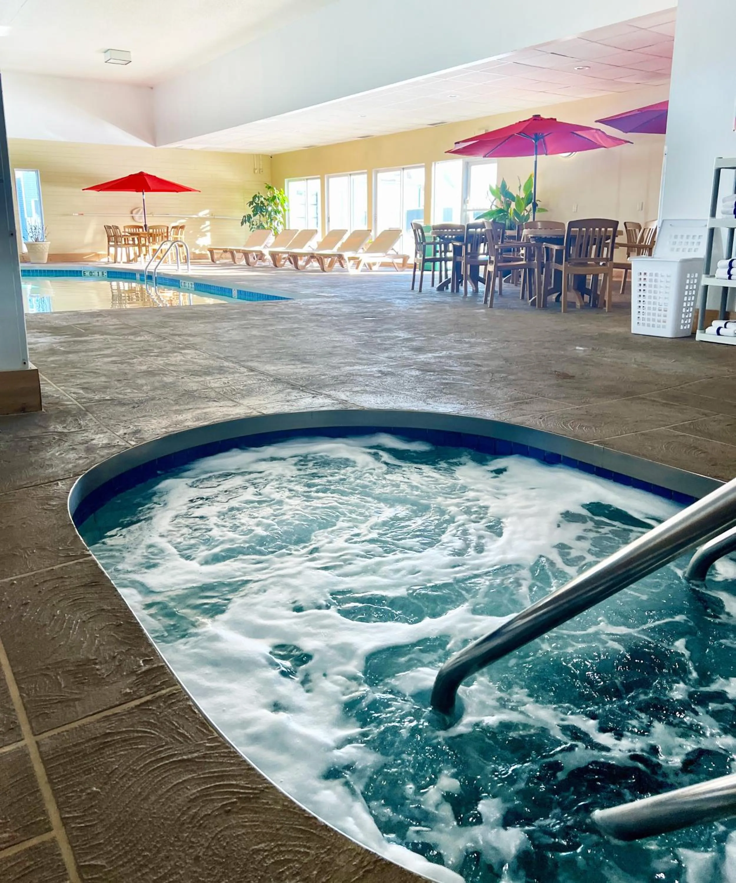 Hot Tub in Econo Lodge Wausau - Rothschild