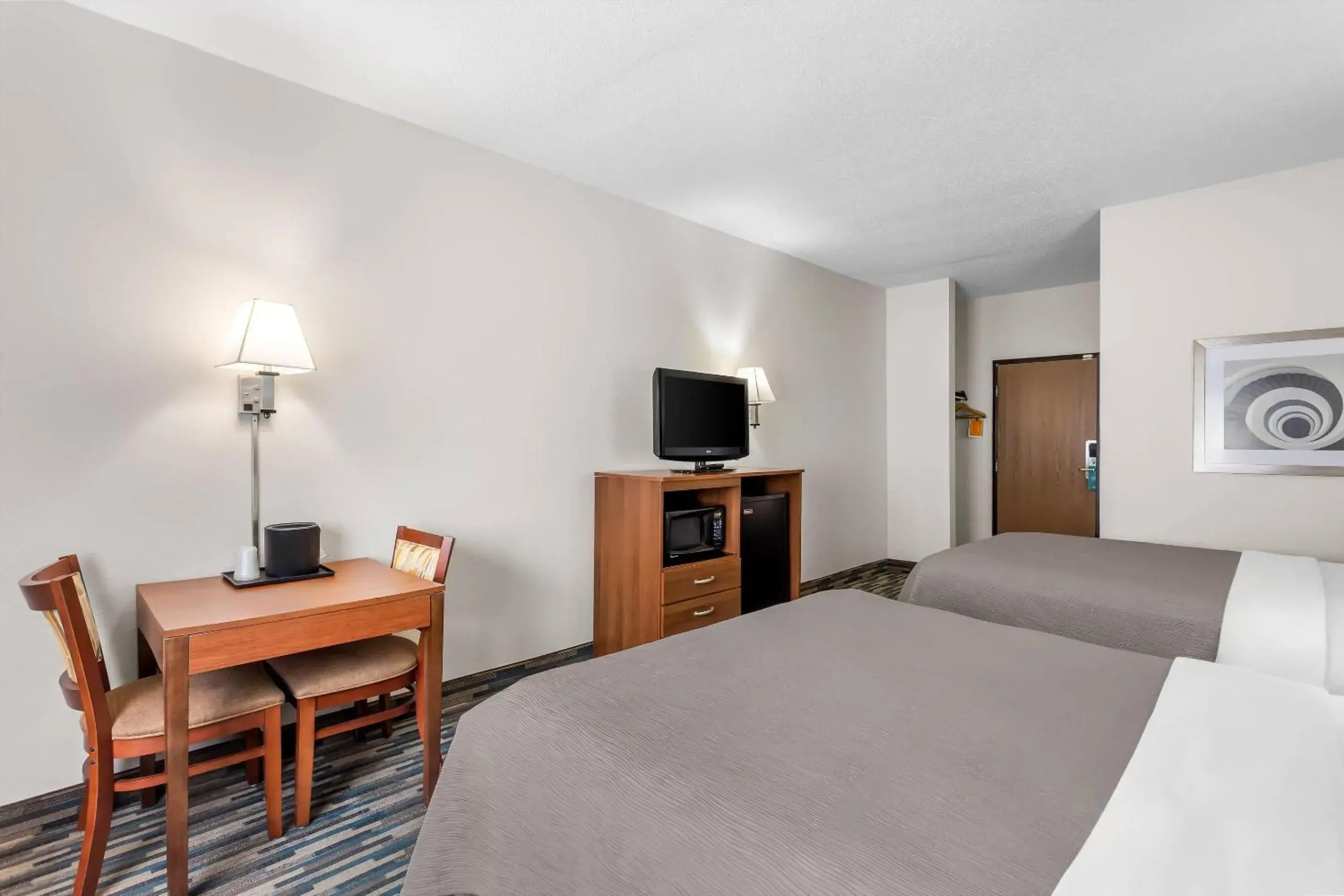 Bedroom, Bed in Quality Inn Beloit Bedroom, Bed in Quality Inn Beloit