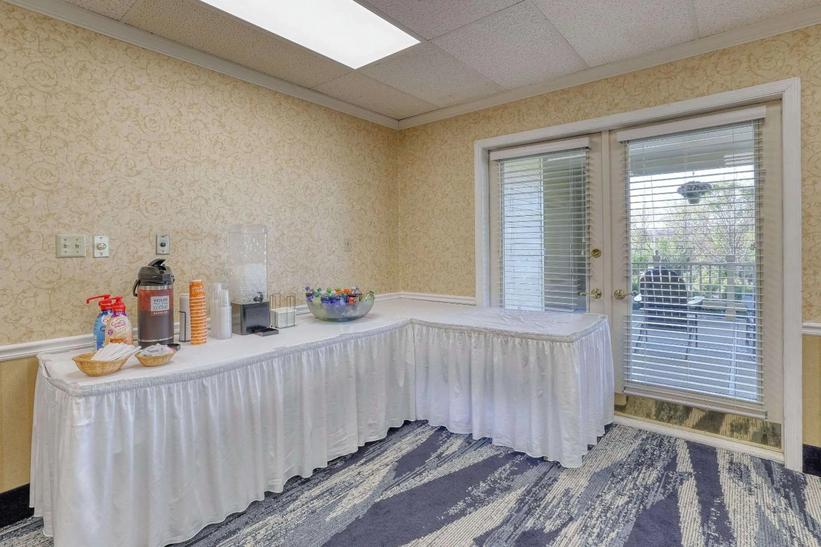 Meeting/conference room in Comfort Suites Appleton Airport