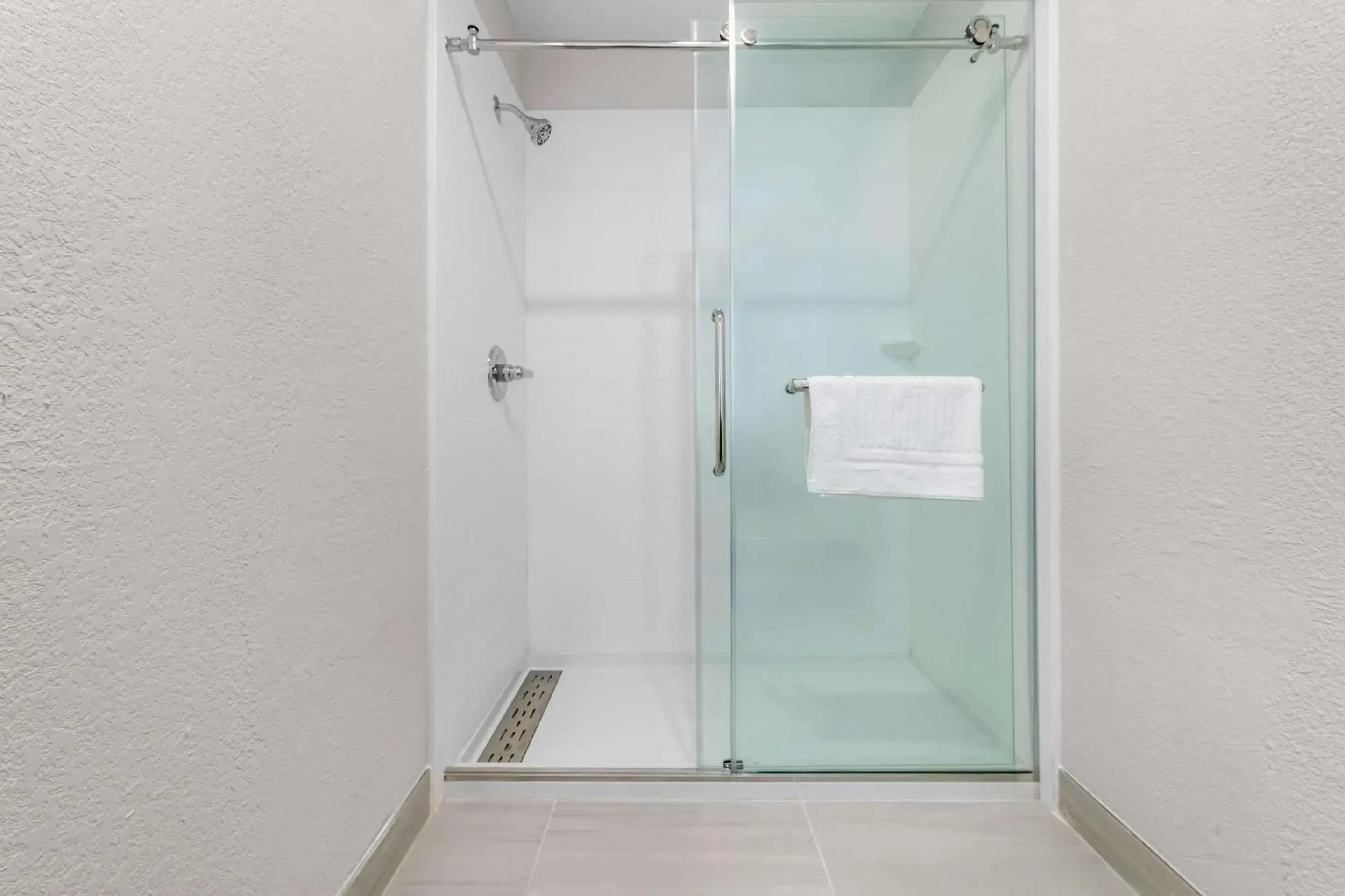 Bedroom in Comfort Suites Stevens Point Bedroom in Comfort Suites Stevens Point