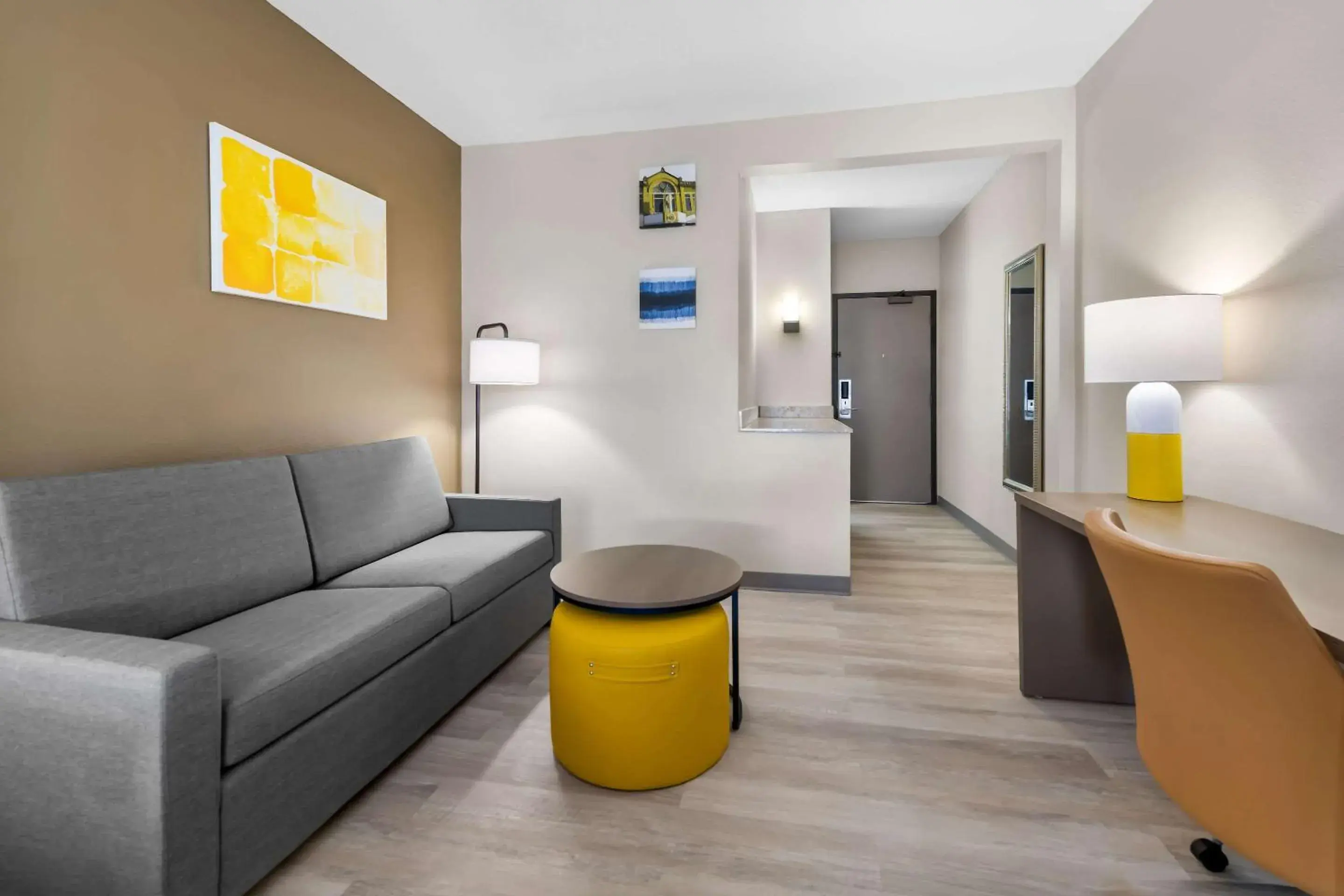 Bedroom in Comfort Suites Stevens Point Bedroom in Comfort Suites Stevens Point