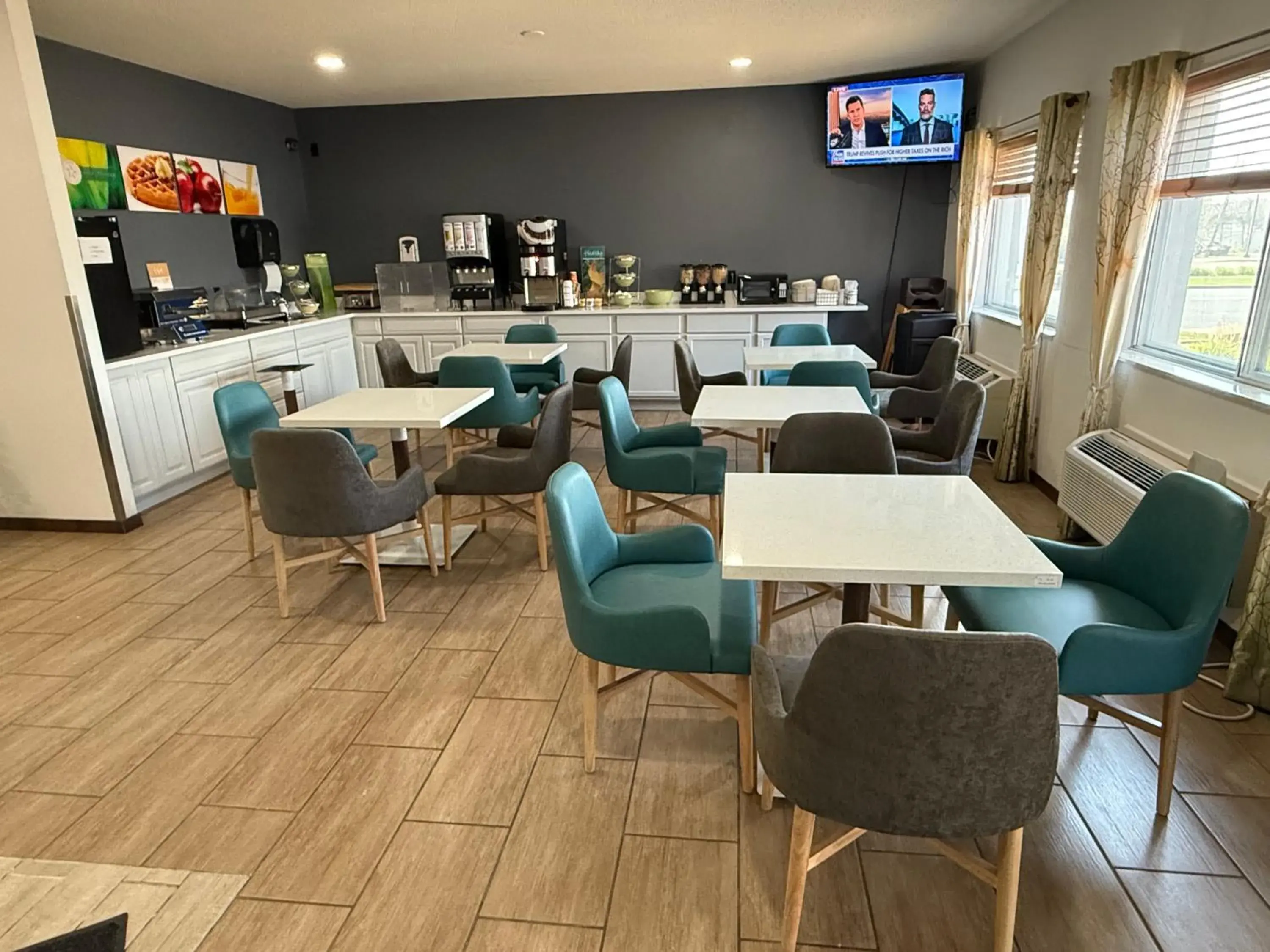 Quality Inn & Suites Eau Claire University Area Quality Inn & Suites Eau Claire University Area