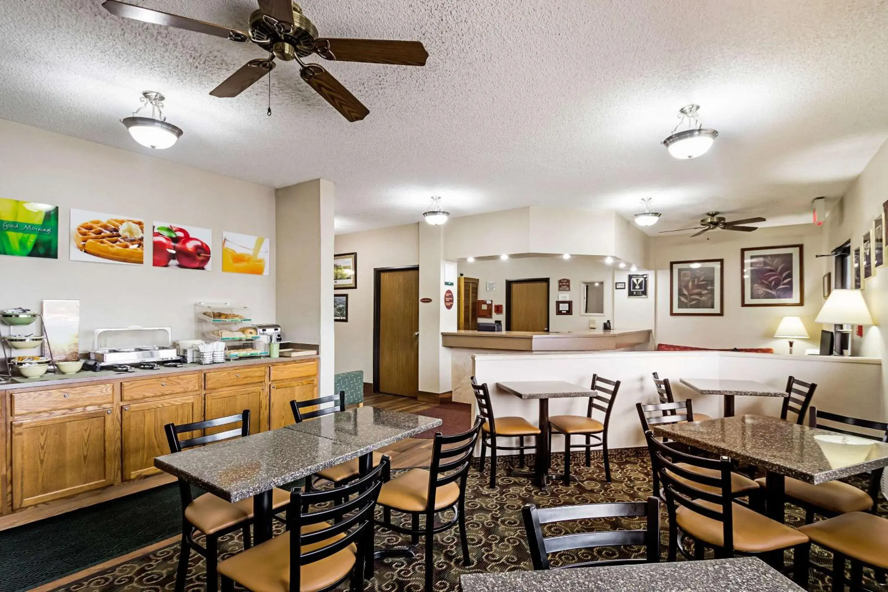 Restaurant/places to eat in Quality Inn Sheboygan North I-43 Restaurant/places to eat in Quality Inn Sheboygan North I-43