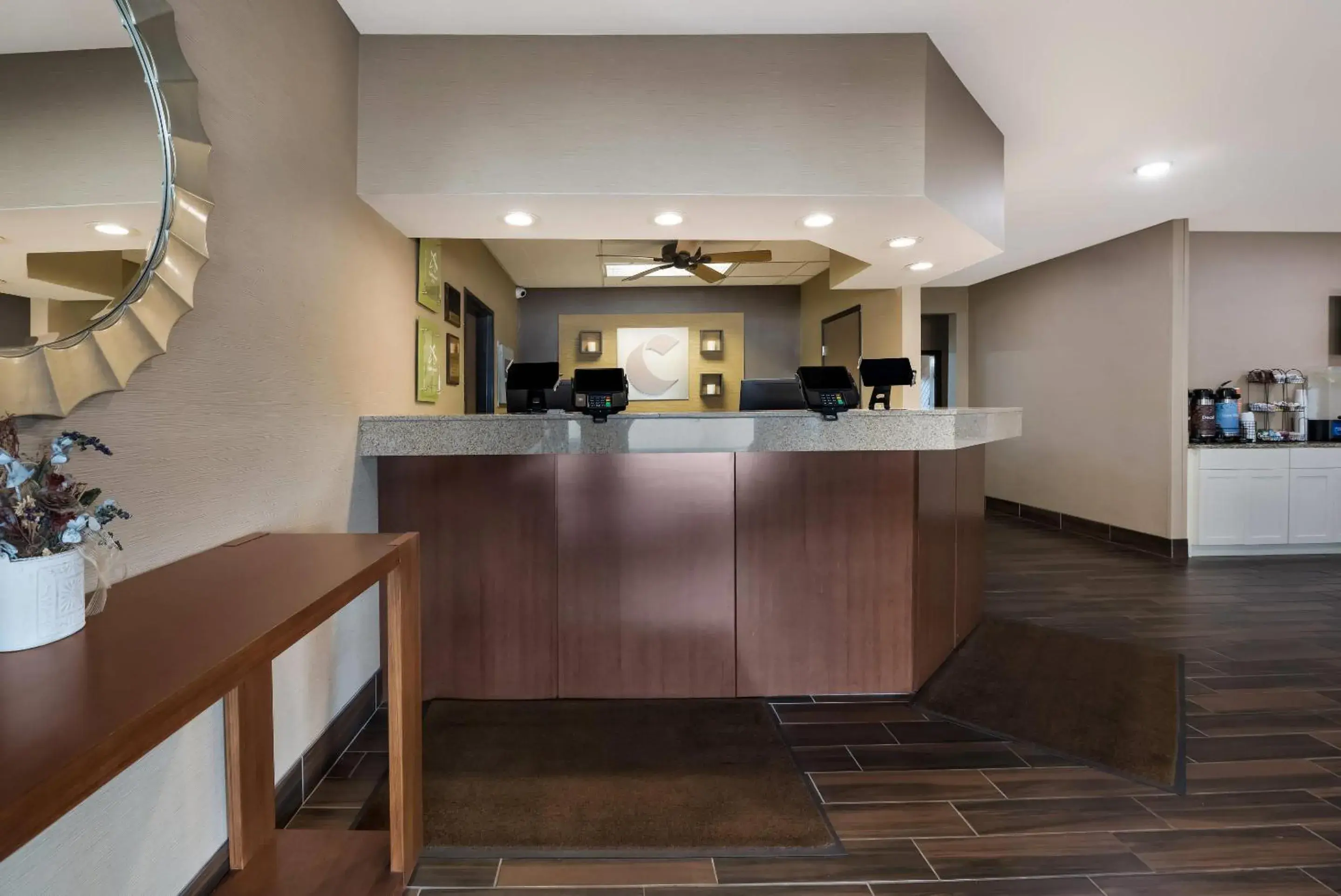 Lobby or reception in Comfort Inn Onalaska - La Crosse Area Lobby or reception in Comfort Inn Onalaska - La Crosse Area