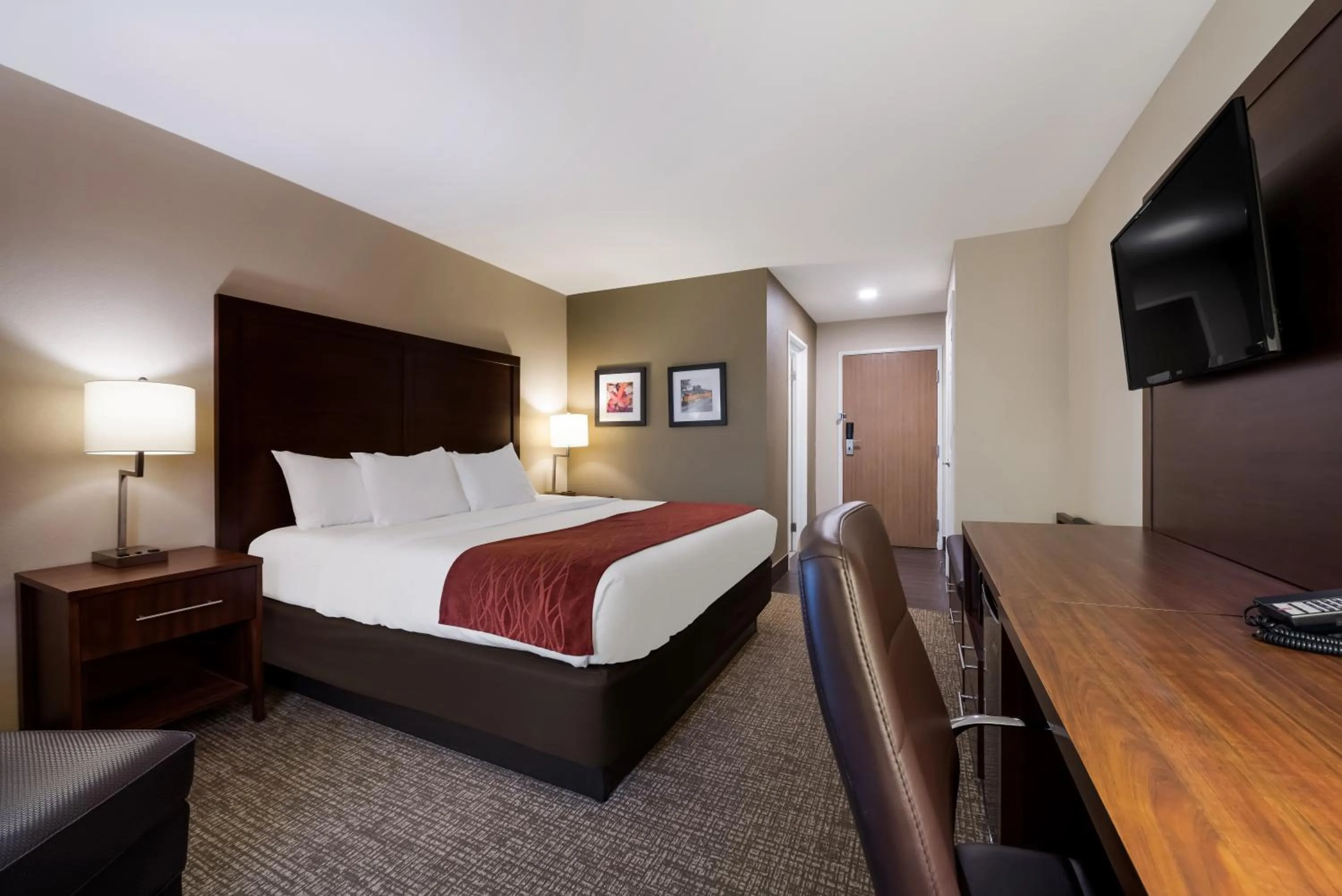 Photo of the whole room, Bed in Comfort Inn Onalaska - La Crosse Area
