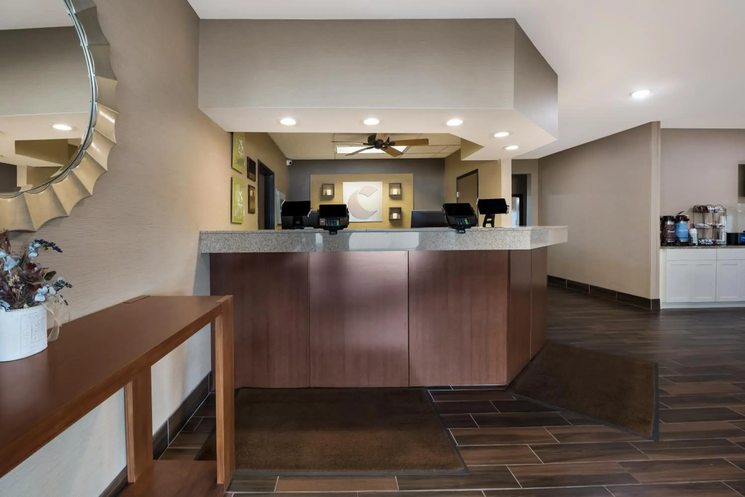 Lobby or reception in Comfort Inn Onalaska - La Crosse Area Lobby or reception in Comfort Inn Onalaska - La Crosse Area