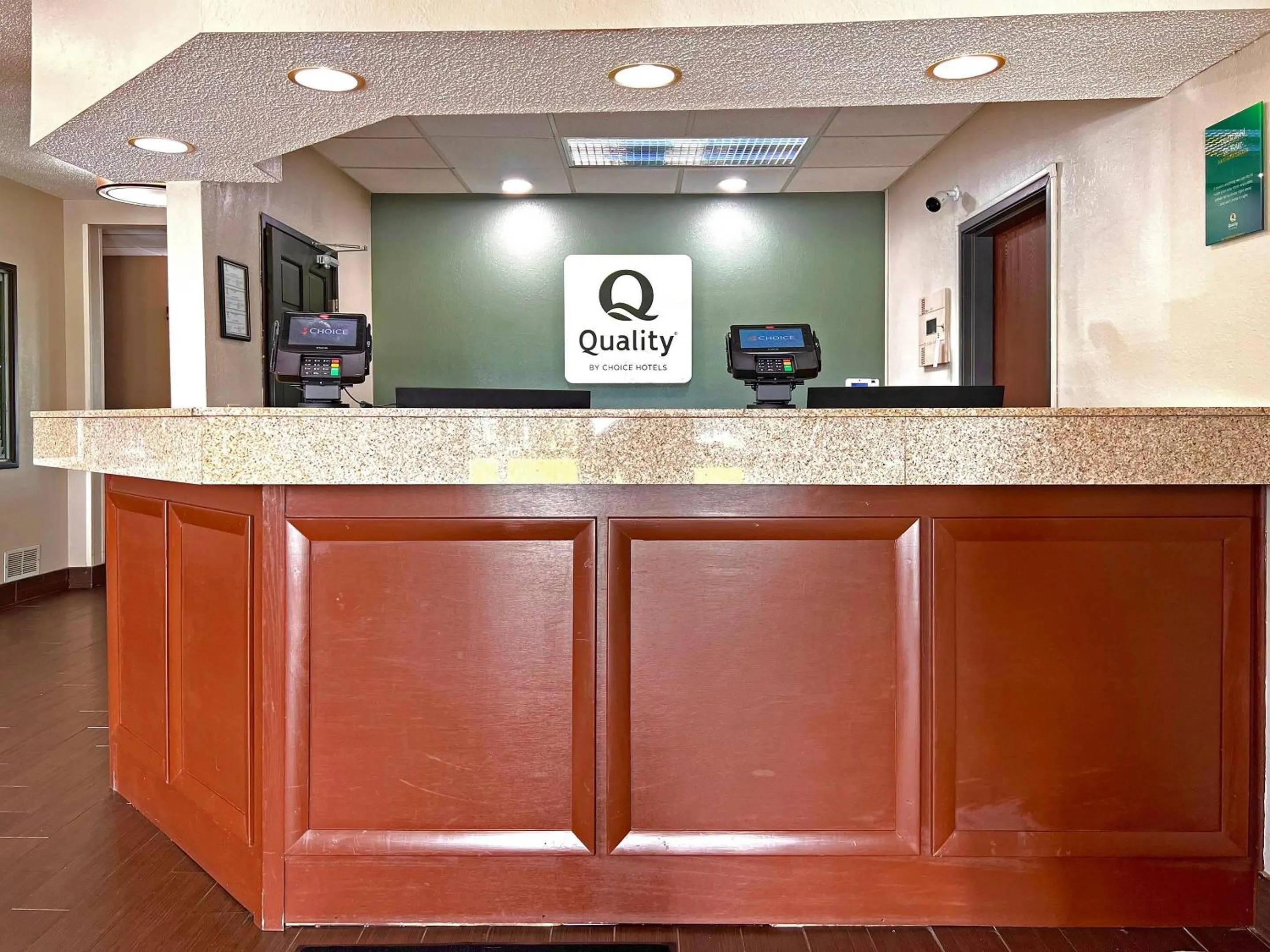 Lobby or reception in Quality Inn & Suites Green Bay - Ashwaubenon