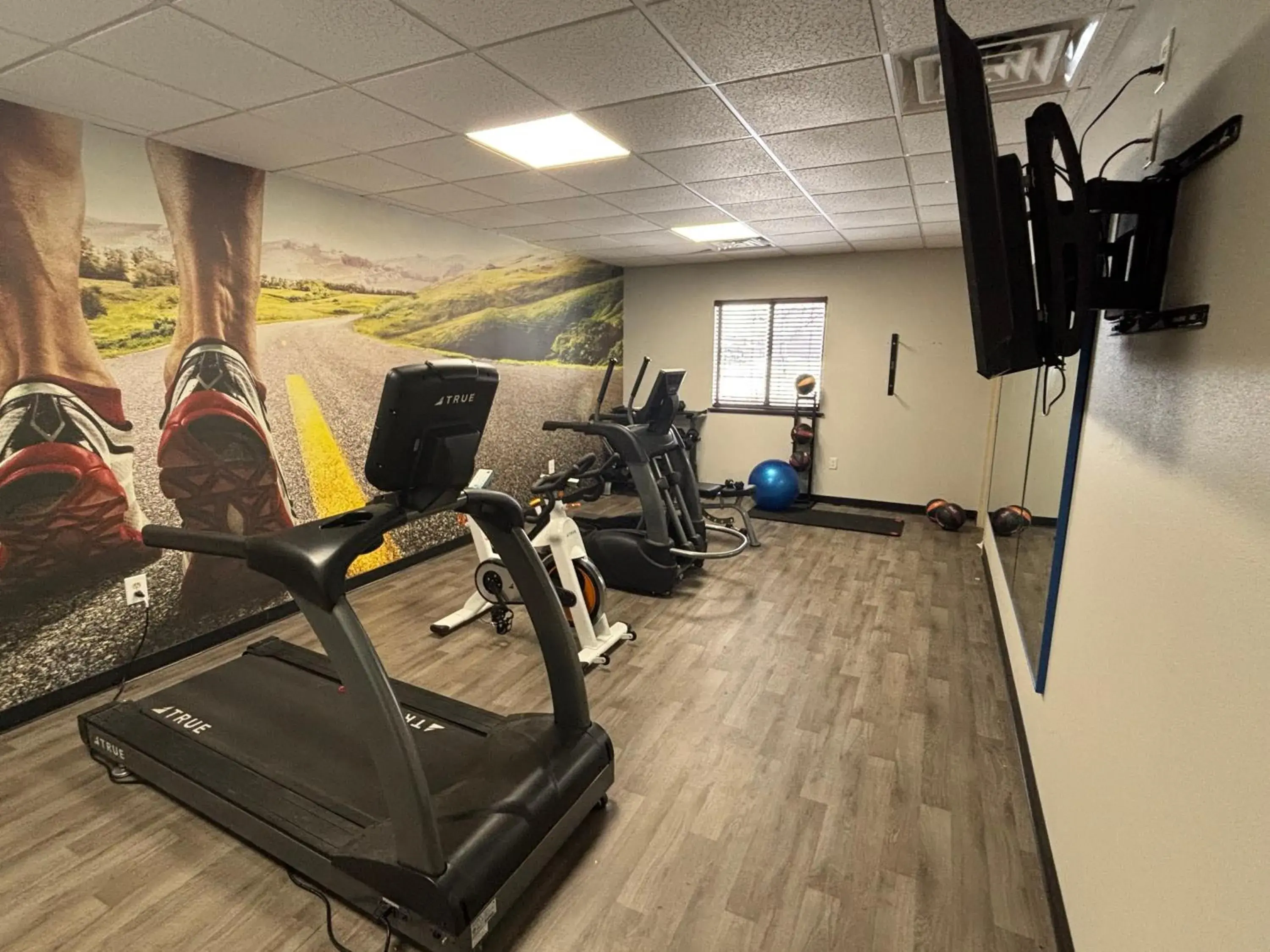 Fitness centre/facilities in Red Roof Inn & Suites Tomah Fitness centre/facilities in Red Roof Inn & Suites Tomah