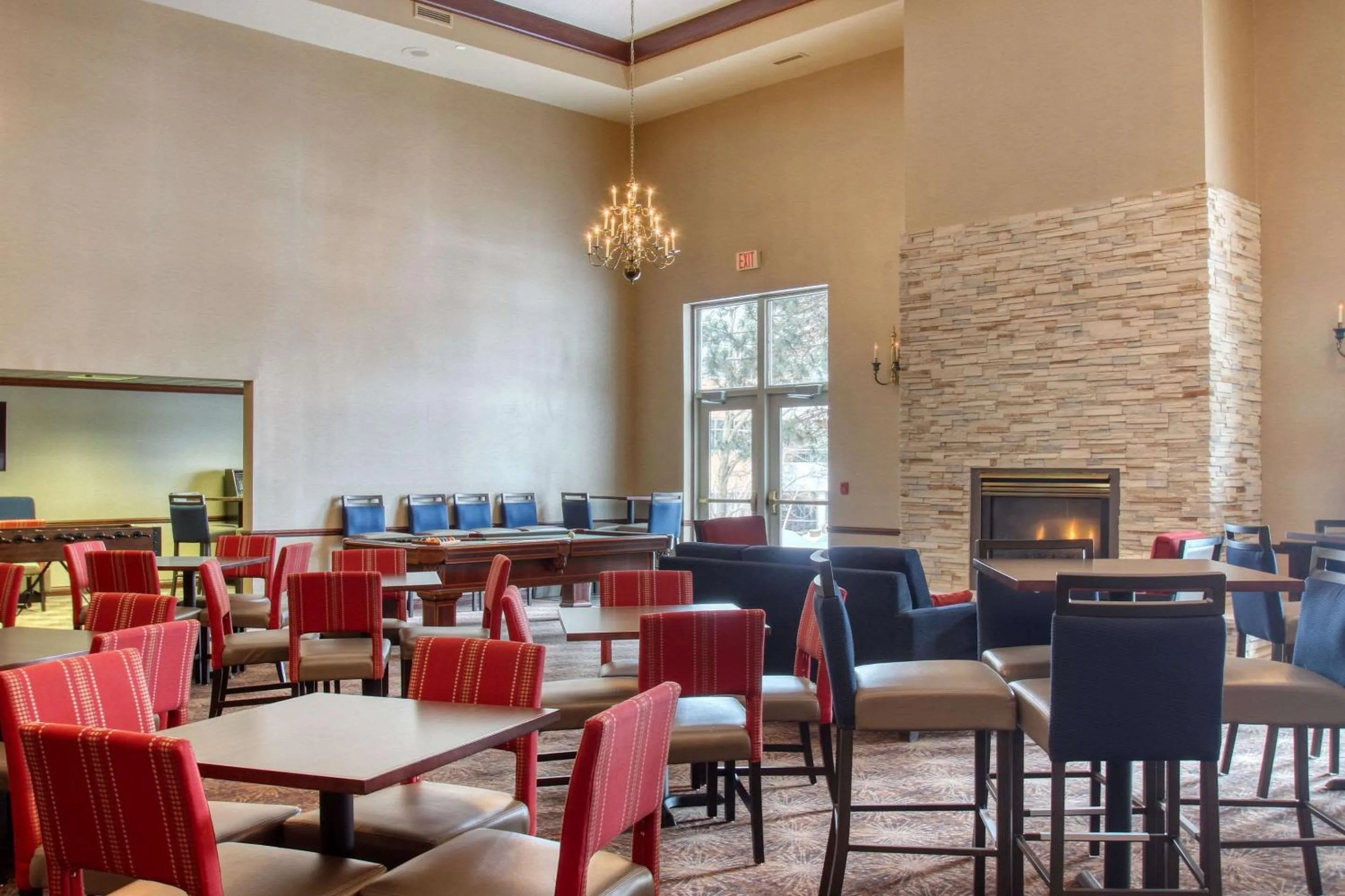 Breakfast in Comfort Suites Madison West - Middleton