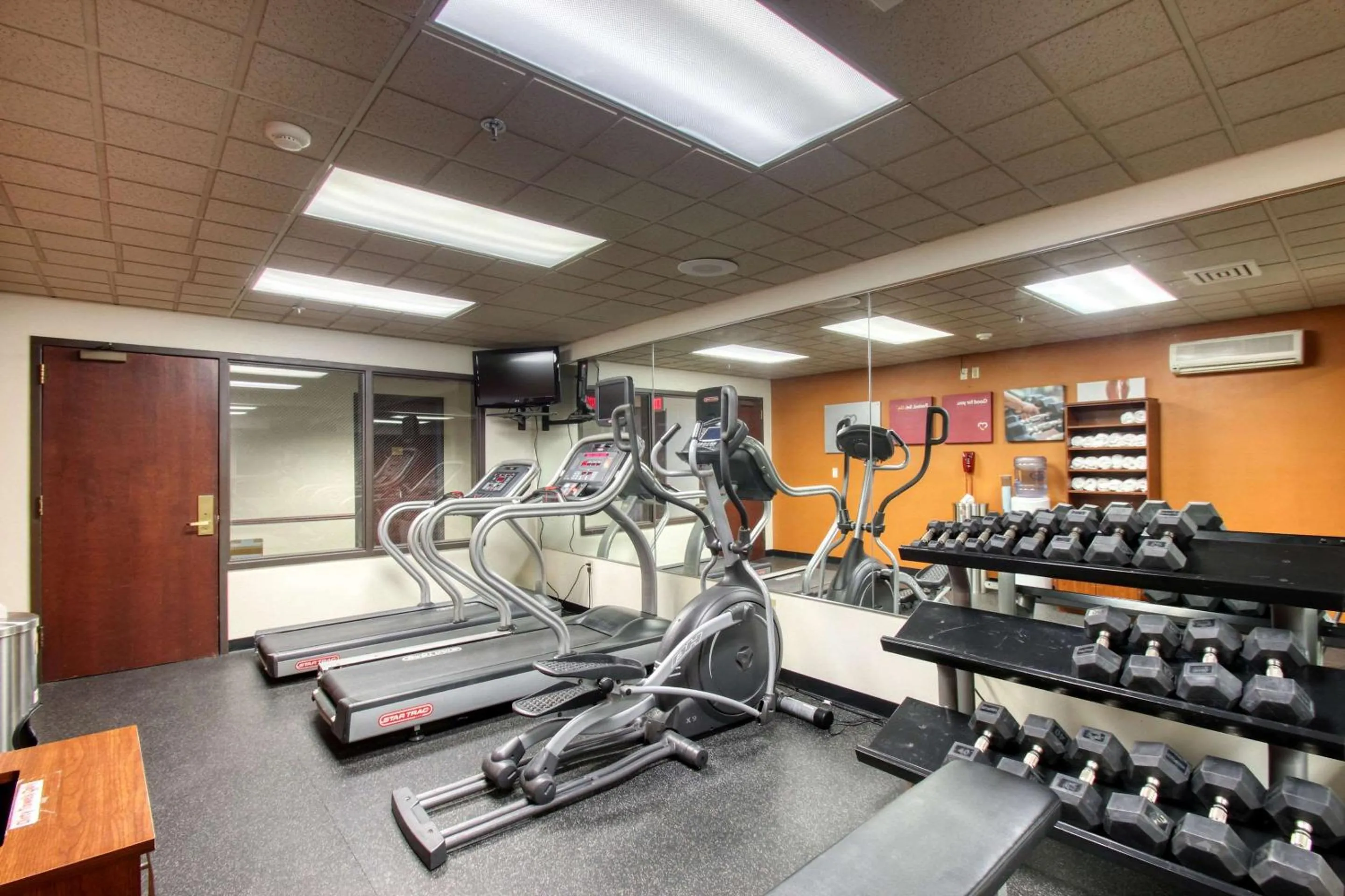 Fitness centre/facilities in Comfort Suites Madison West - Middleton