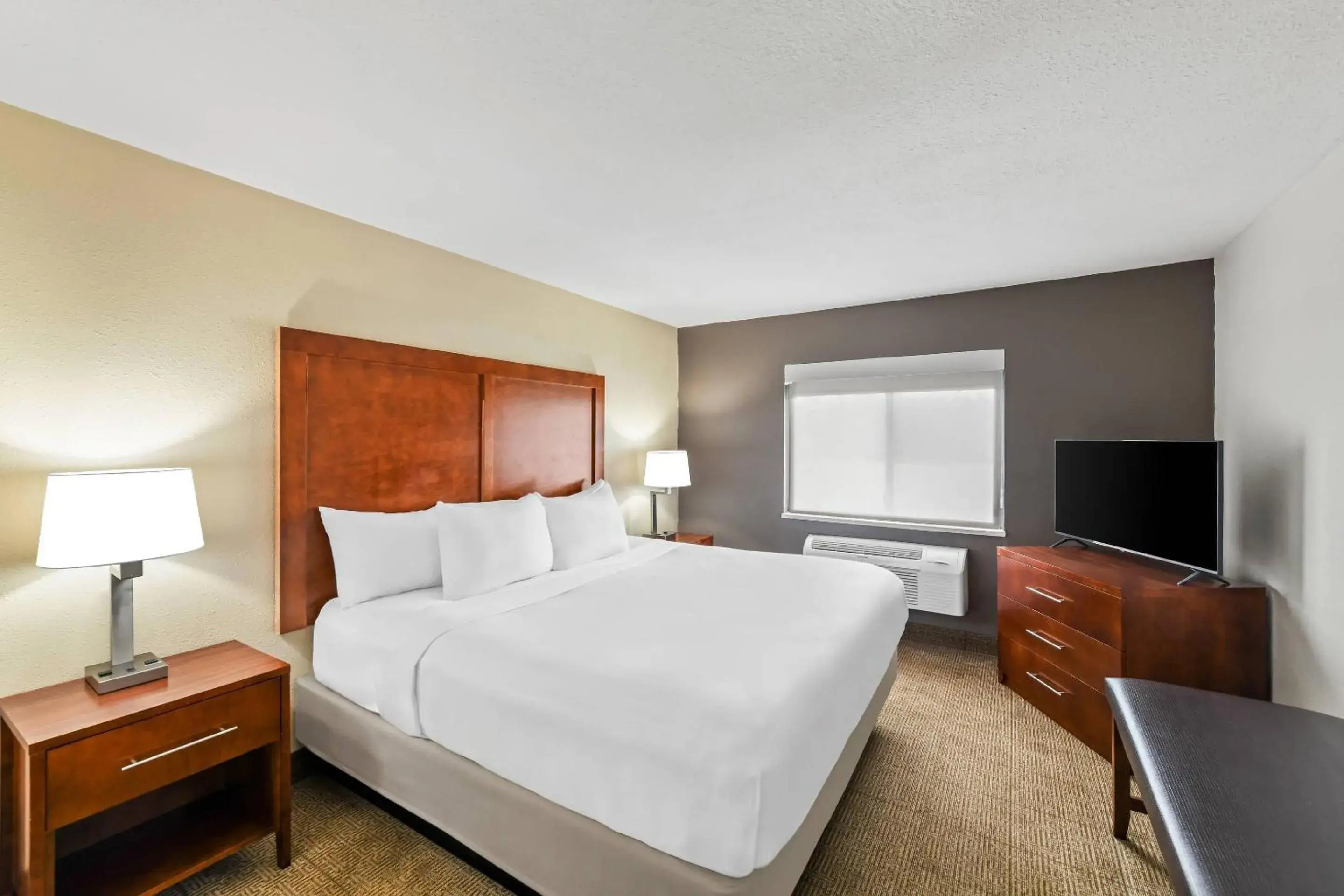 Bedroom, Bed in Comfort Inn Rhinelander Bedroom, Bed in Comfort Inn Rhinelander