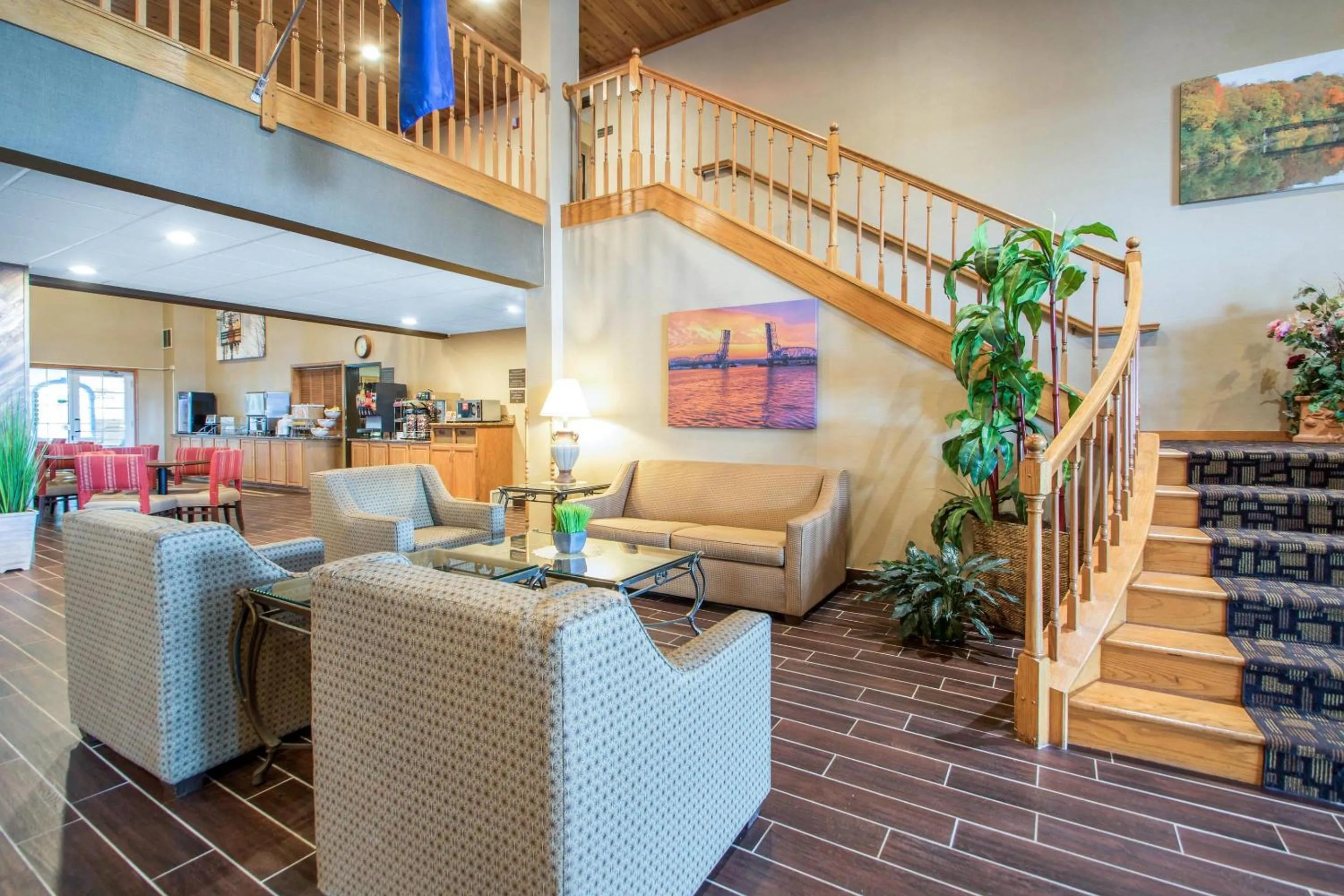 Lobby or reception in Comfort Suites Wisconsin Dells Area