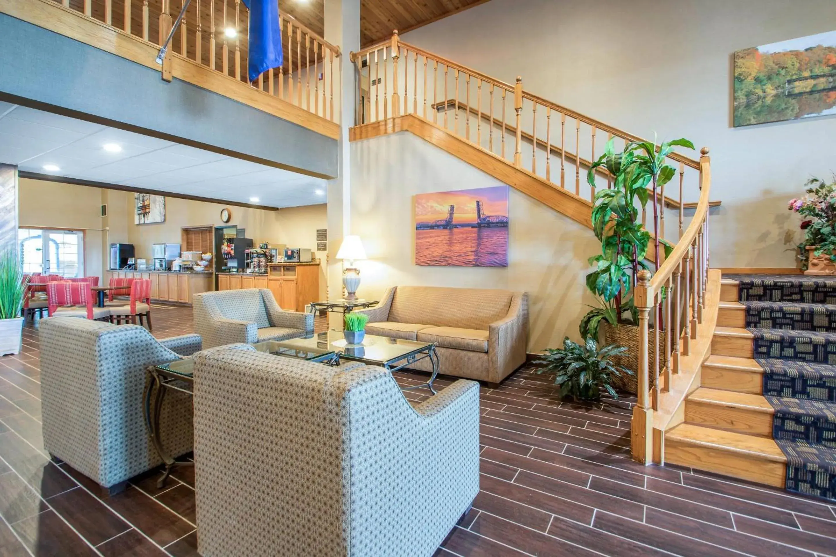 Lobby or reception in Comfort Suites Wisconsin Dells Area Lobby or reception in Comfort Suites Wisconsin Dells Area