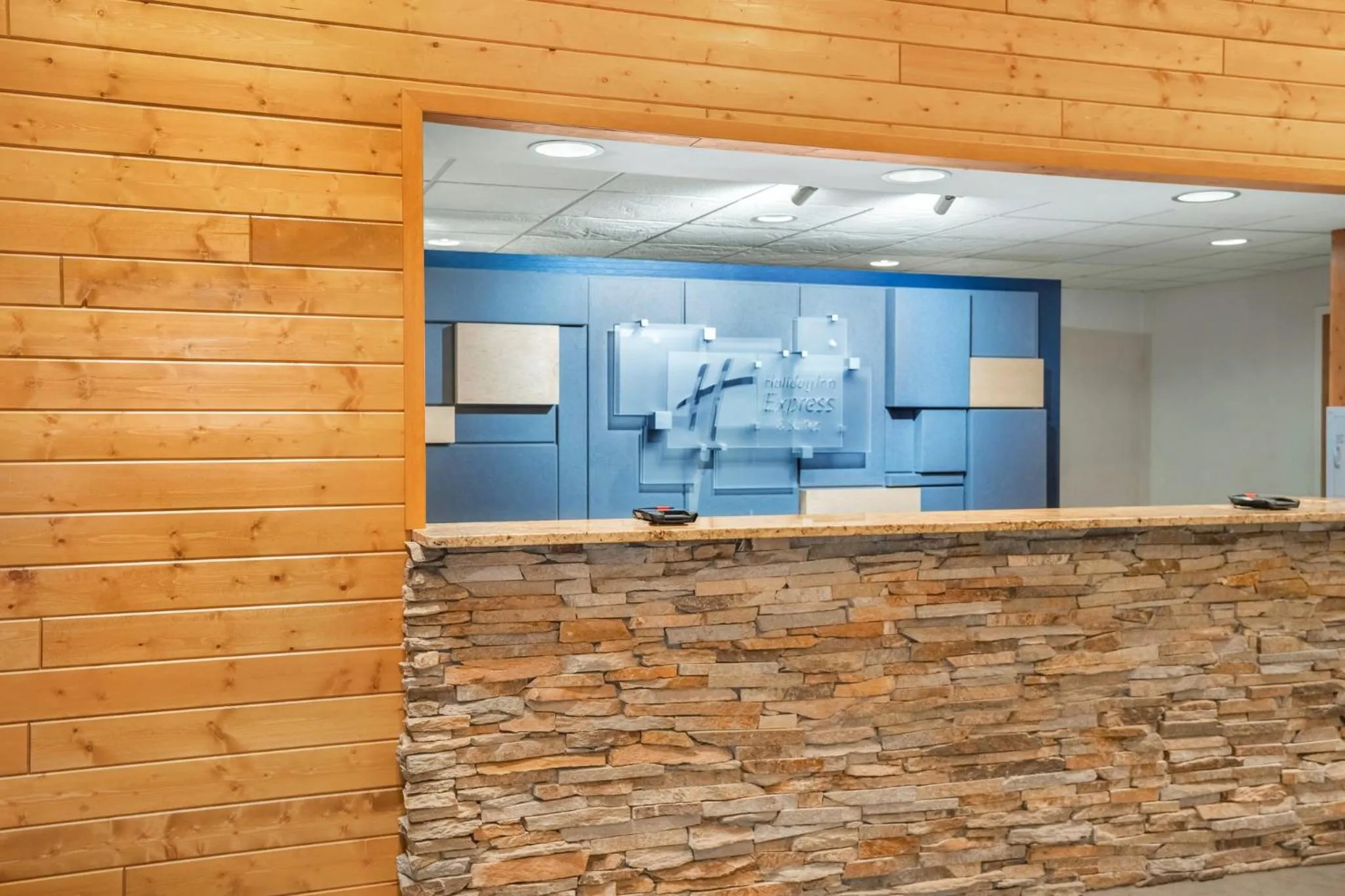 Property building in Holiday Inn Express & Suites Hayward by IHG