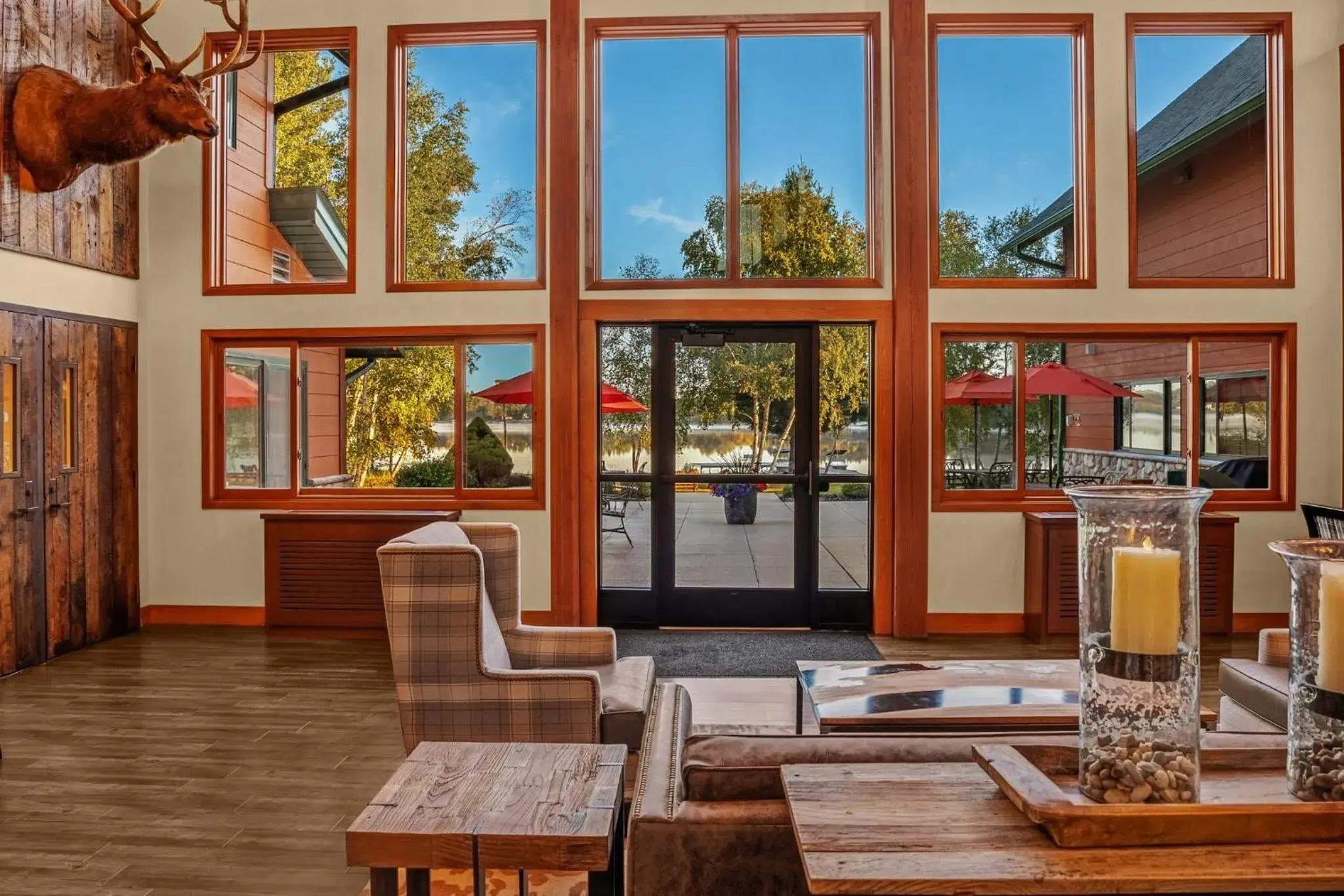 Property building in Holiday Inn Express & Suites Hayward by IHG Property building in Holiday Inn Express & Suites Hayward by IHG