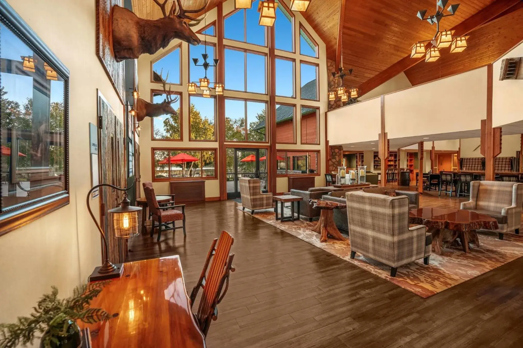 Property building in Holiday Inn Express & Suites Hayward by IHG Property building in Holiday Inn Express & Suites Hayward by IHG