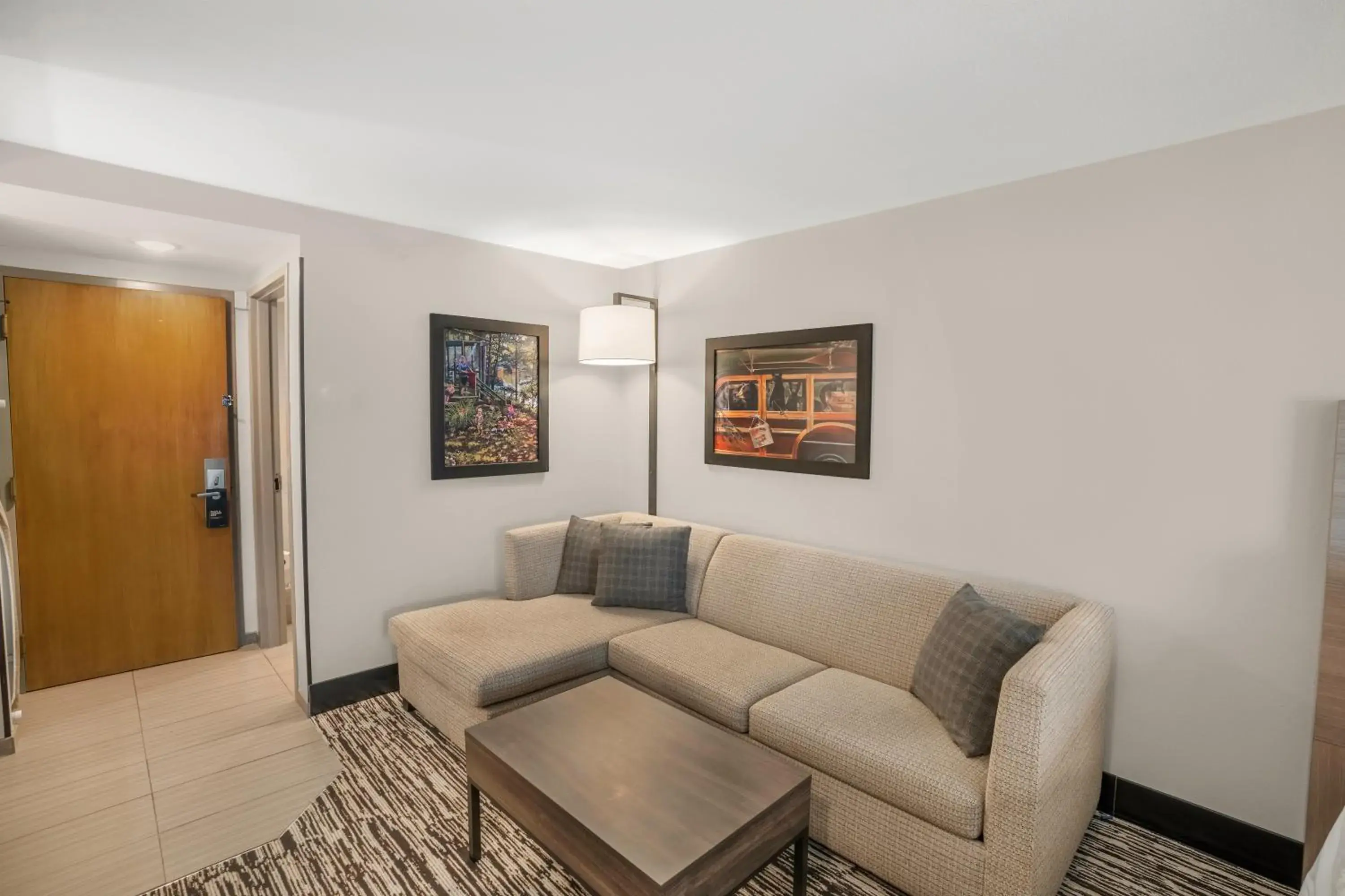 Standard Room in Holiday Inn Express & Suites Hayward by IHG Standard Room in Holiday Inn Express & Suites Hayward by IHG