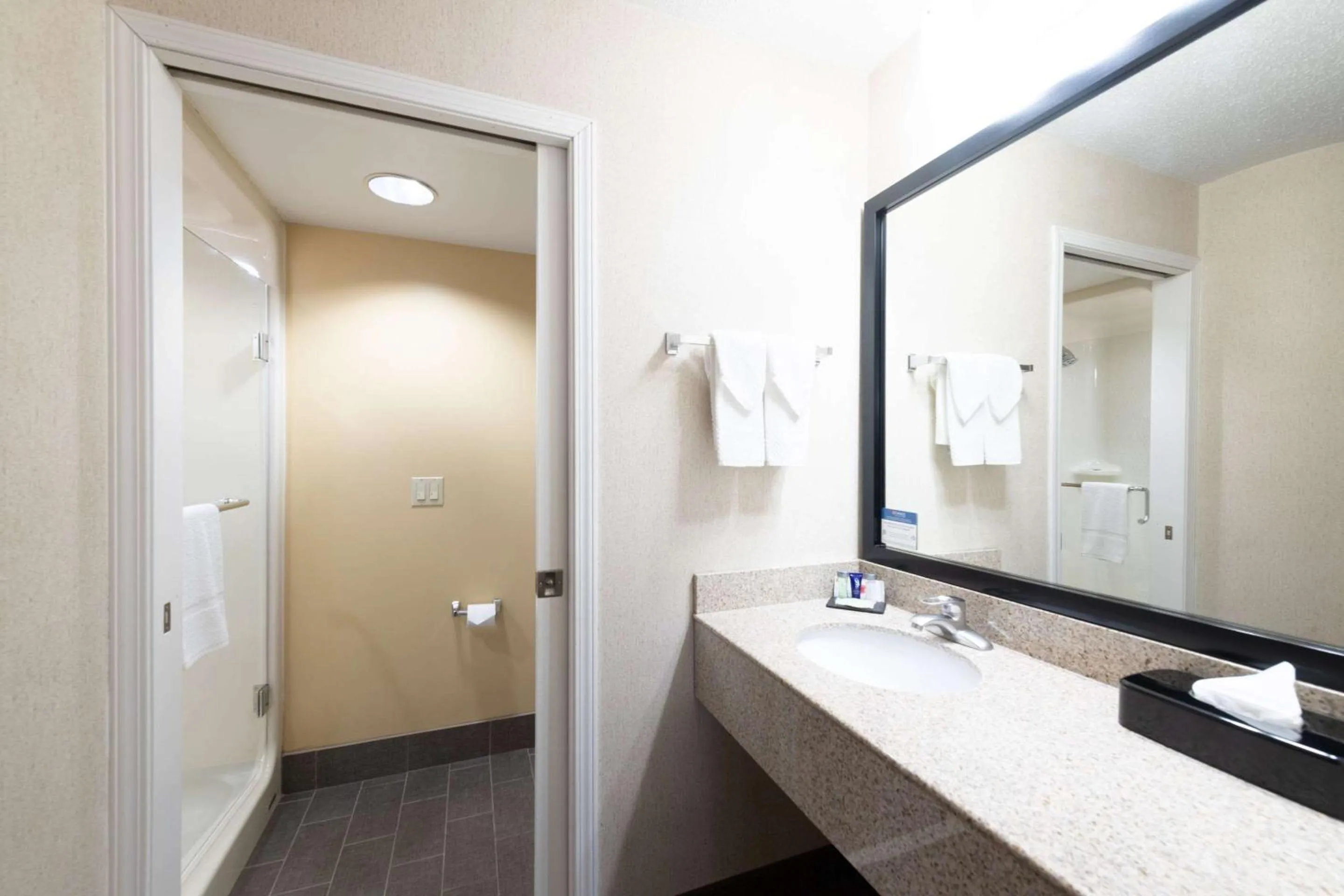 Bedroom in Sleep Inn & Suites Green Bay South