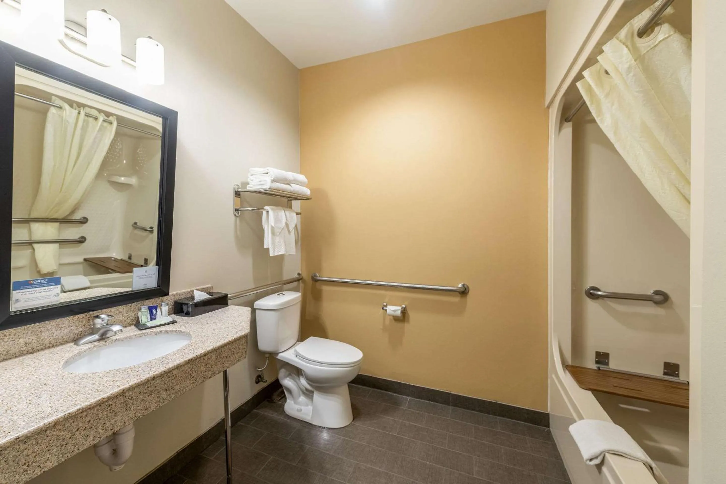 Bedroom in Sleep Inn & Suites Green Bay South