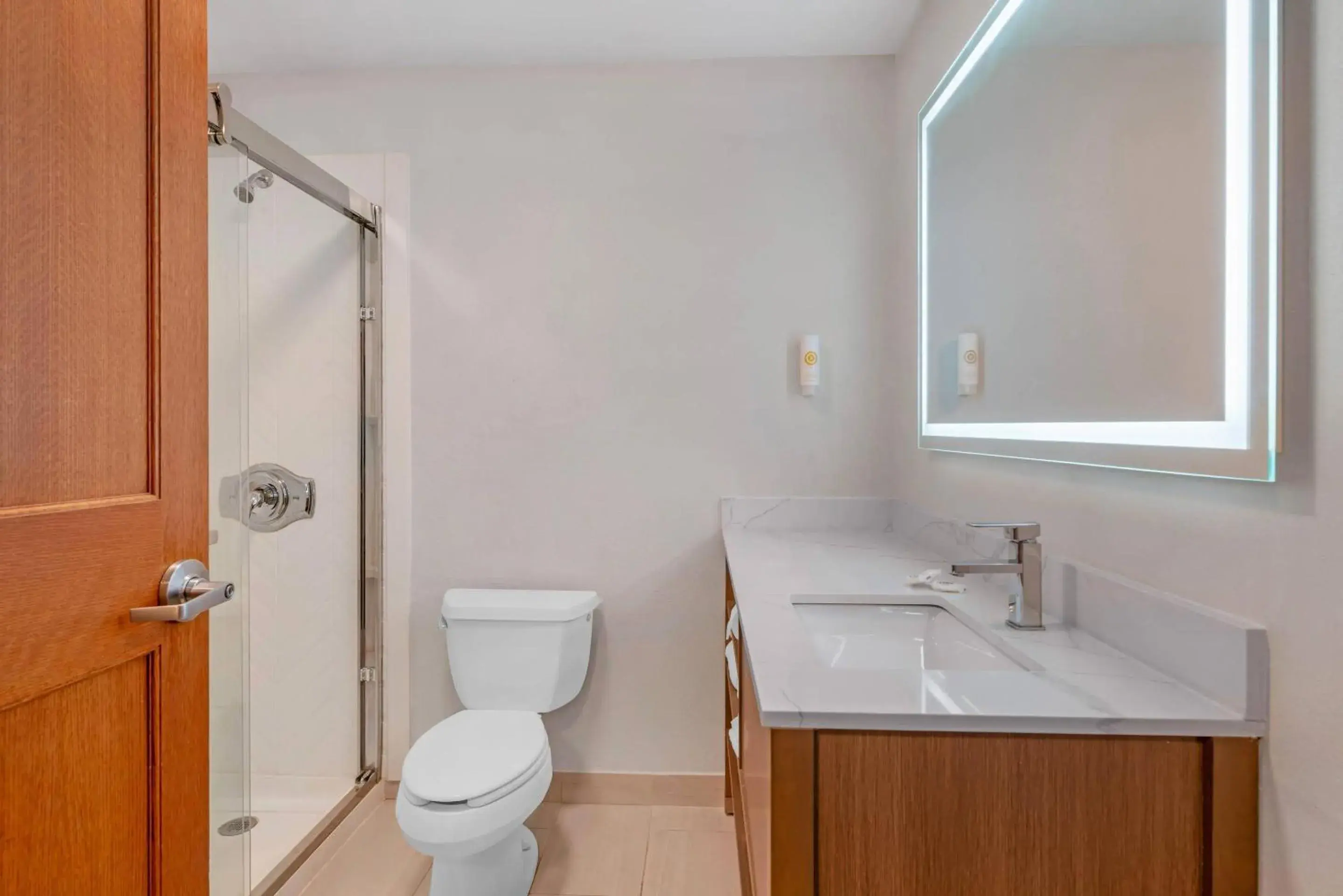 Bedroom in Comfort Inn & Suites Sheboygan I-43 Bedroom in Comfort Inn & Suites Sheboygan I-43