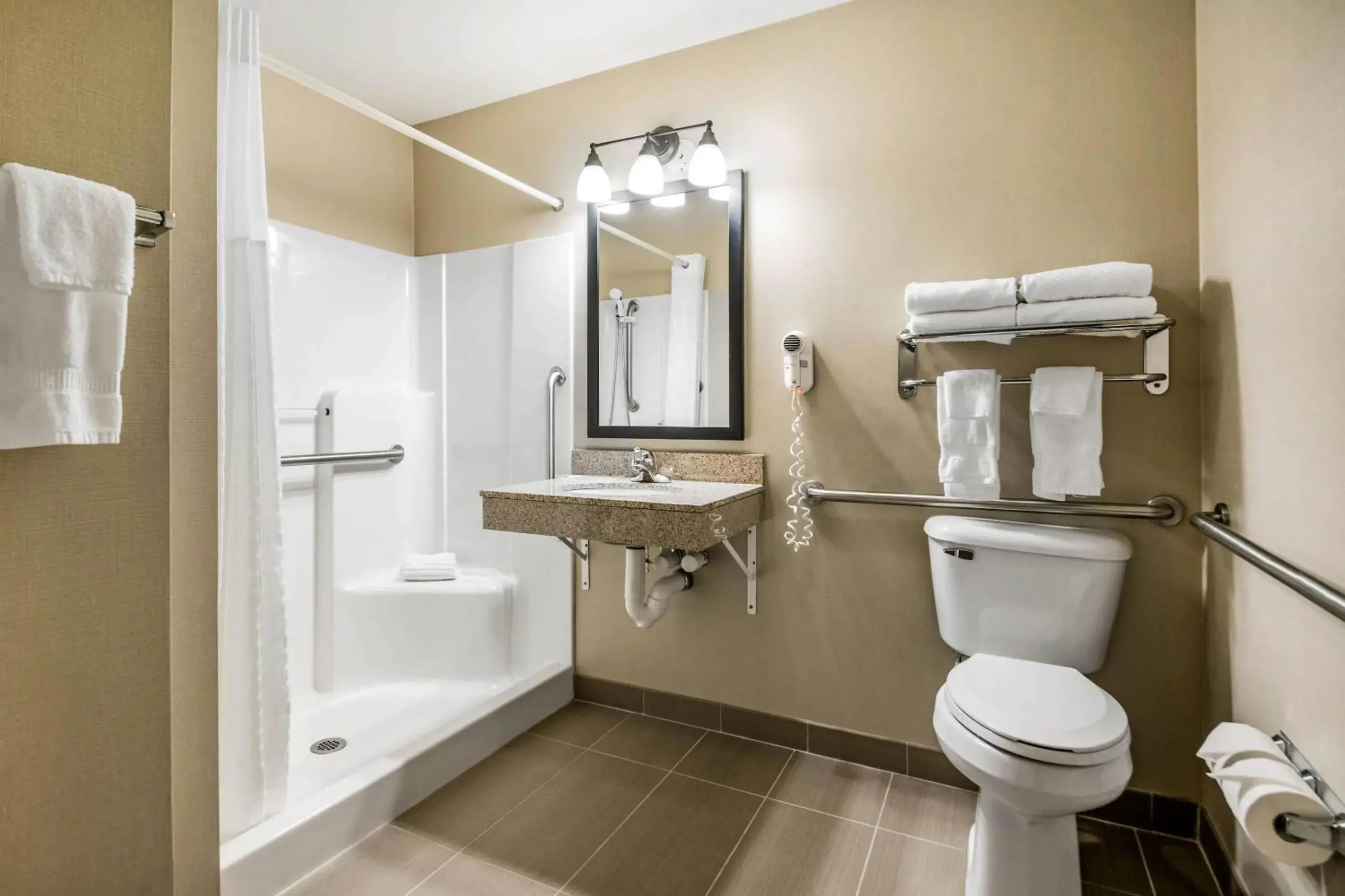 Bedroom in Comfort Suites at Par 4 Resort Bedroom in Comfort Suites at Par 4 Resort