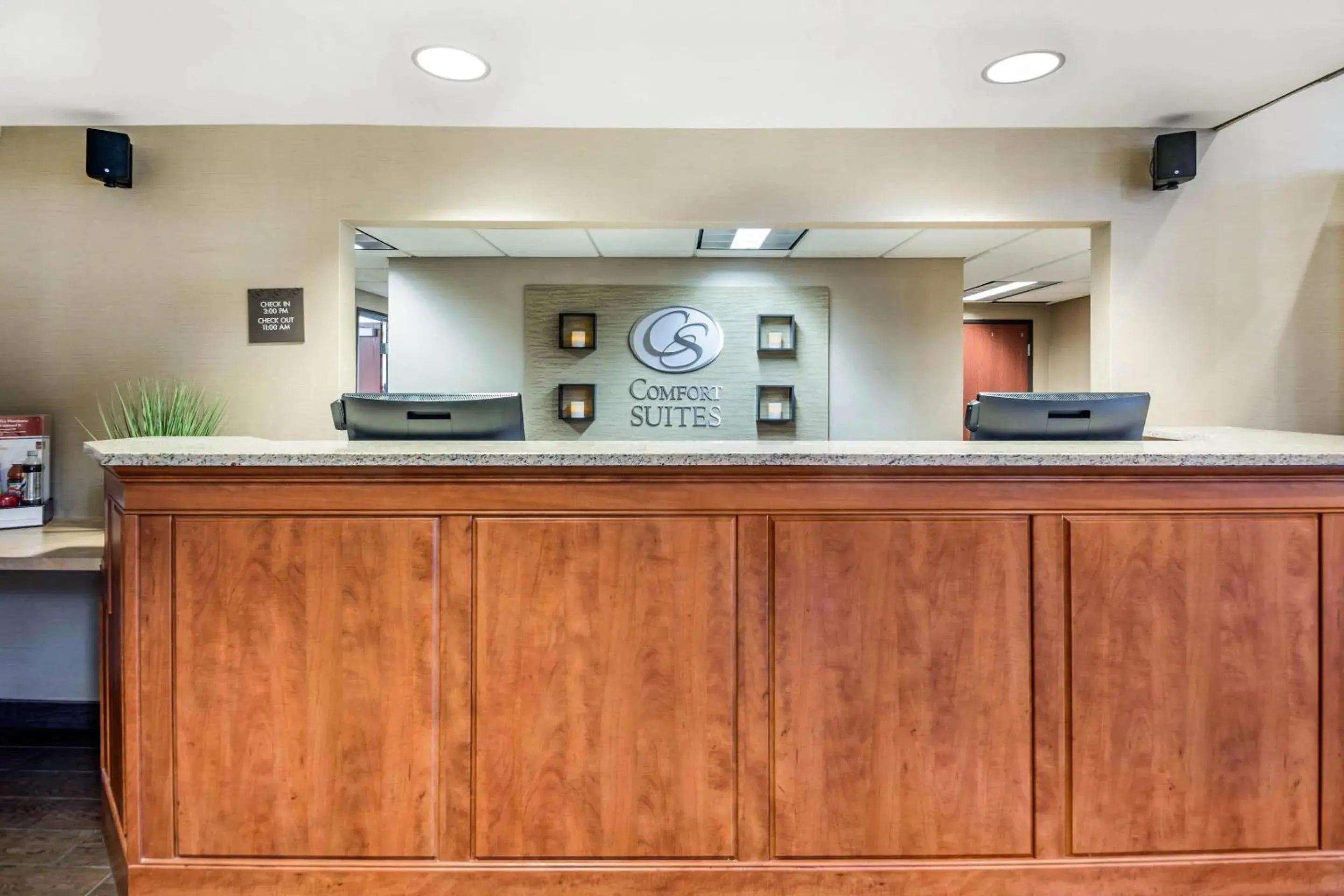 Lobby or reception in Comfort Suites at Par 4 Resort Lobby or reception in Comfort Suites at Par 4 Resort