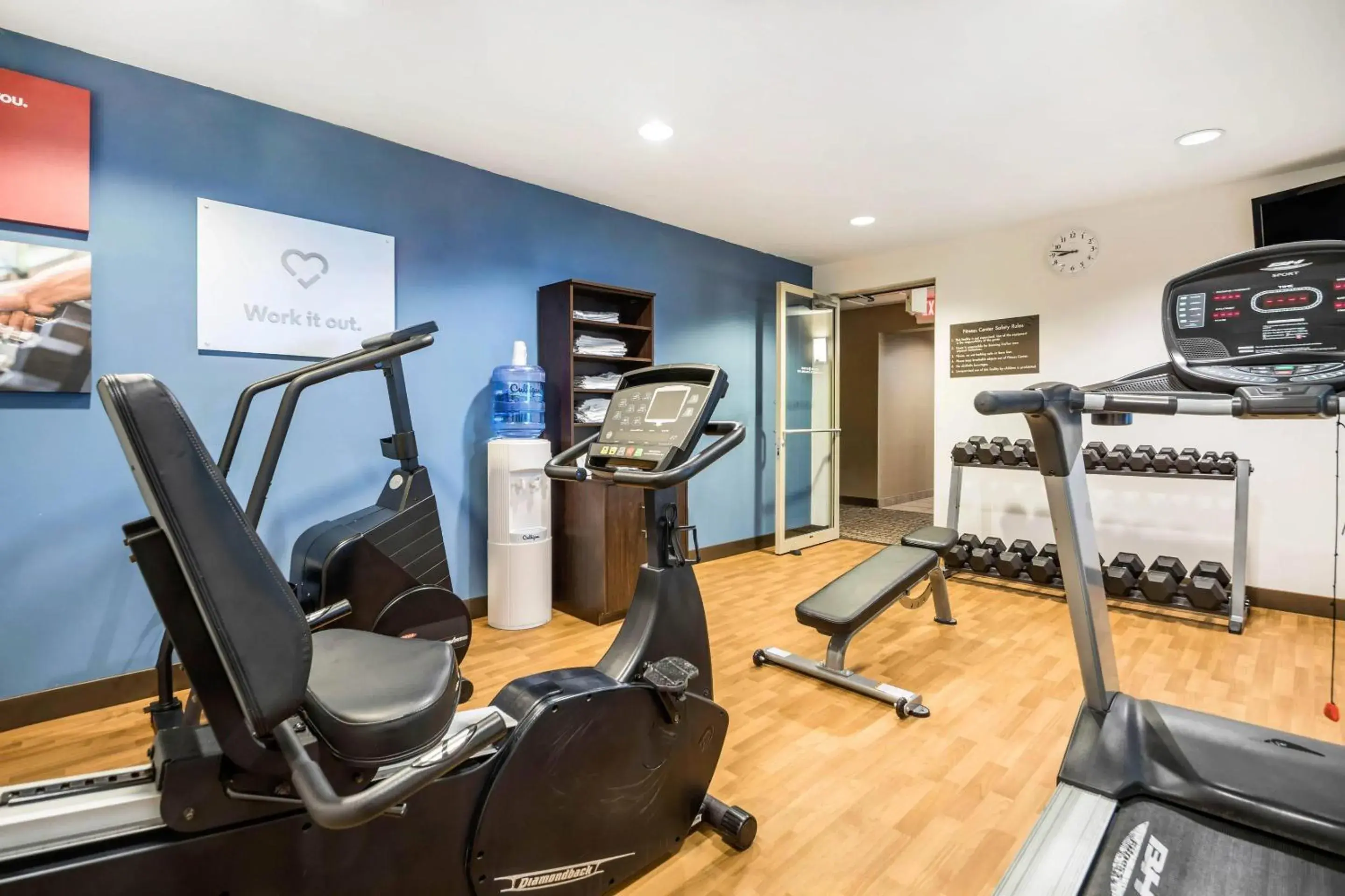 Fitness centre/facilities in Comfort Suites at Par 4 Resort Fitness centre/facilities in Comfort Suites at Par 4 Resort