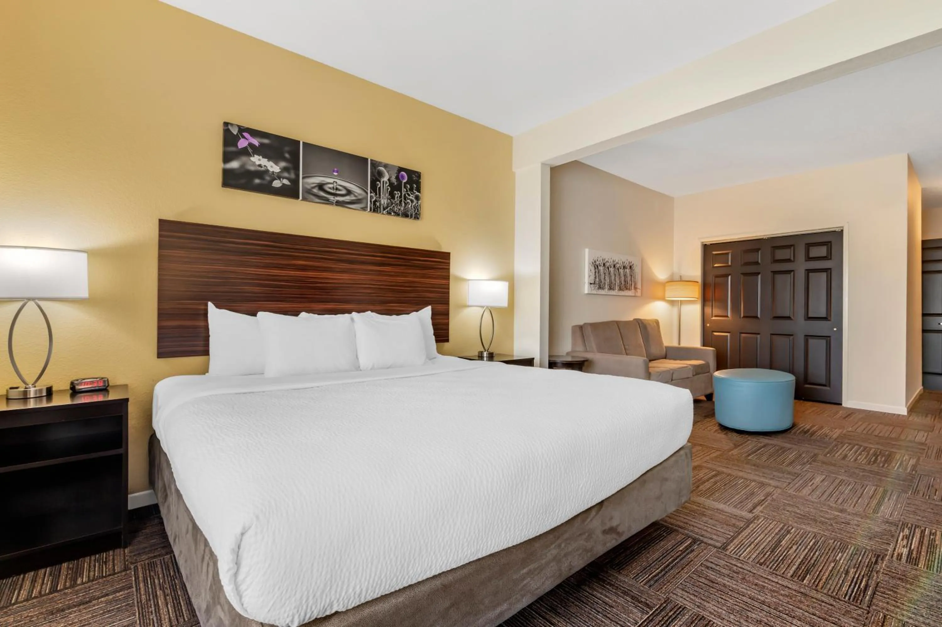 Bedroom, Bed in Sleep Inn & Suites Wisconsin Rapids