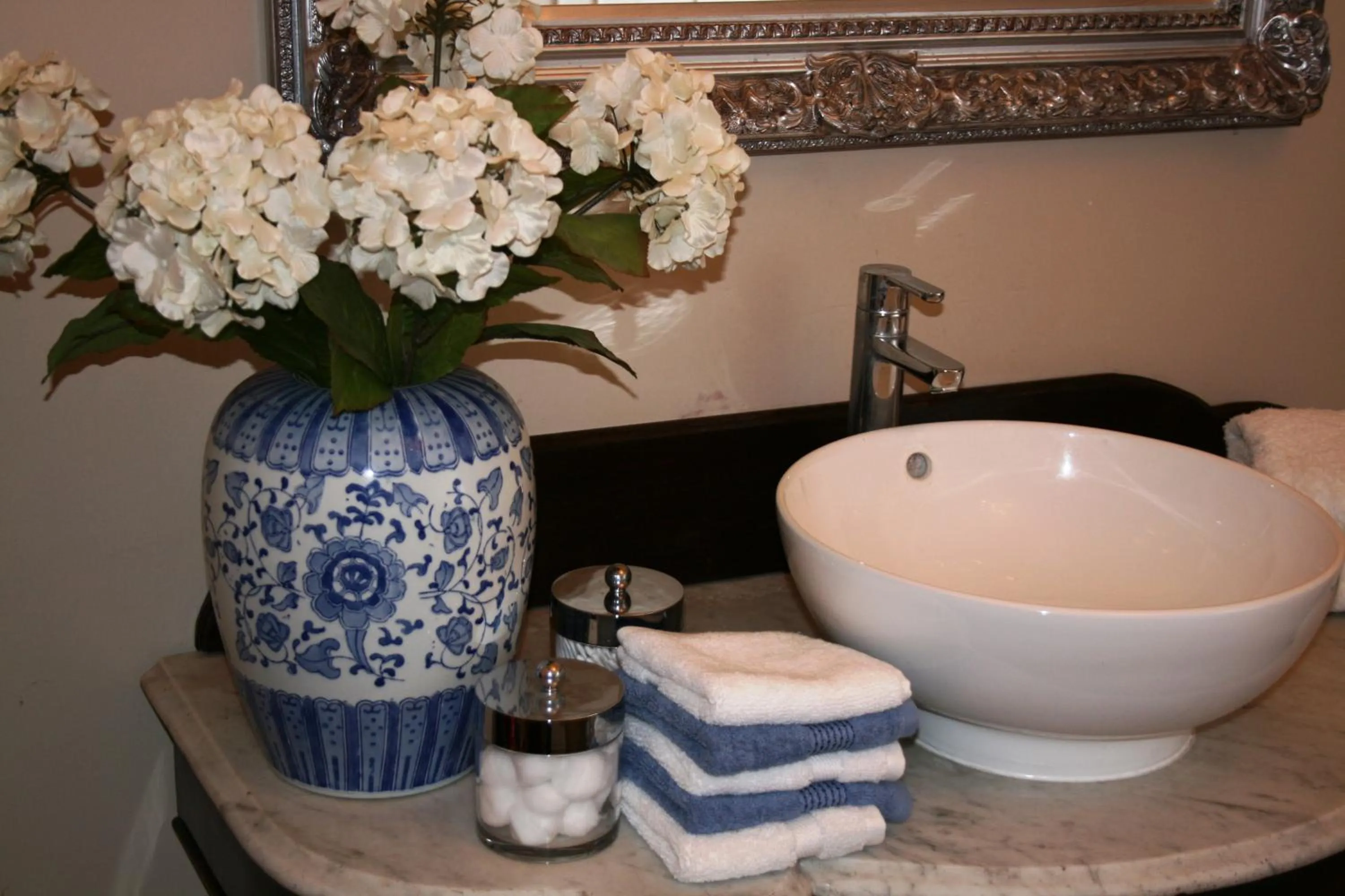 Bathroom in The Old Parsonage Country House