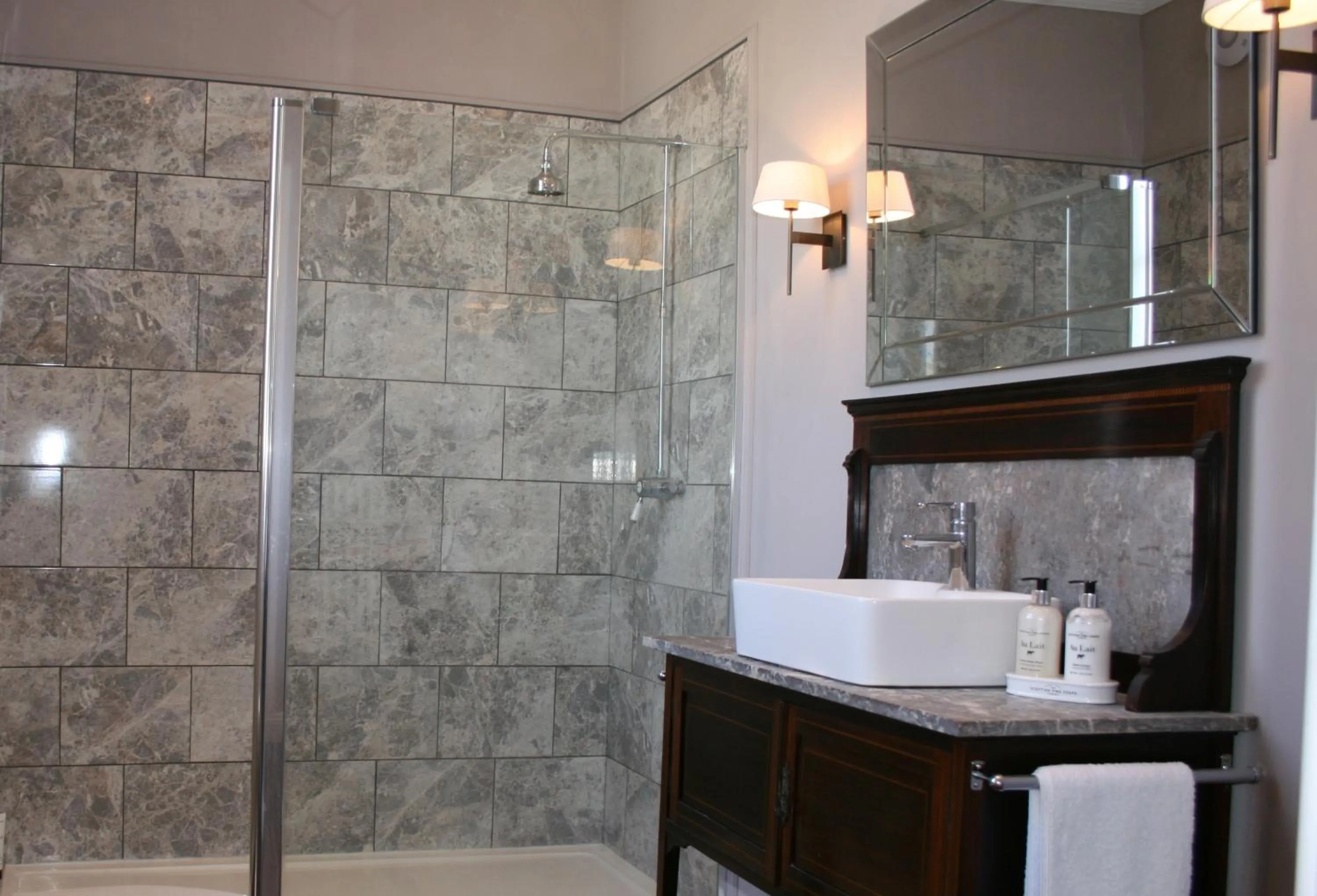 Bathroom in The Old Parsonage Country House
