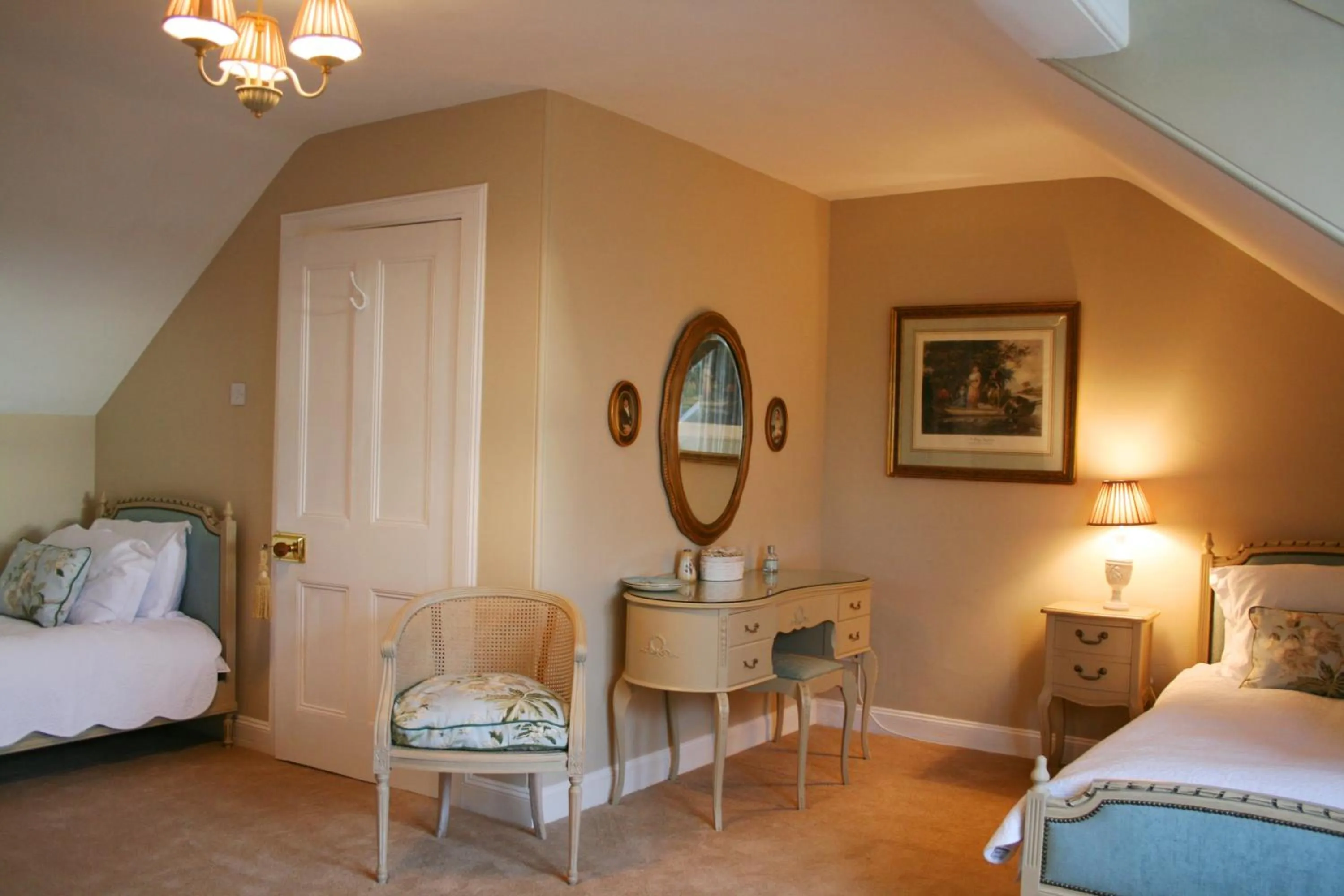 Bed in The Old Parsonage Country House