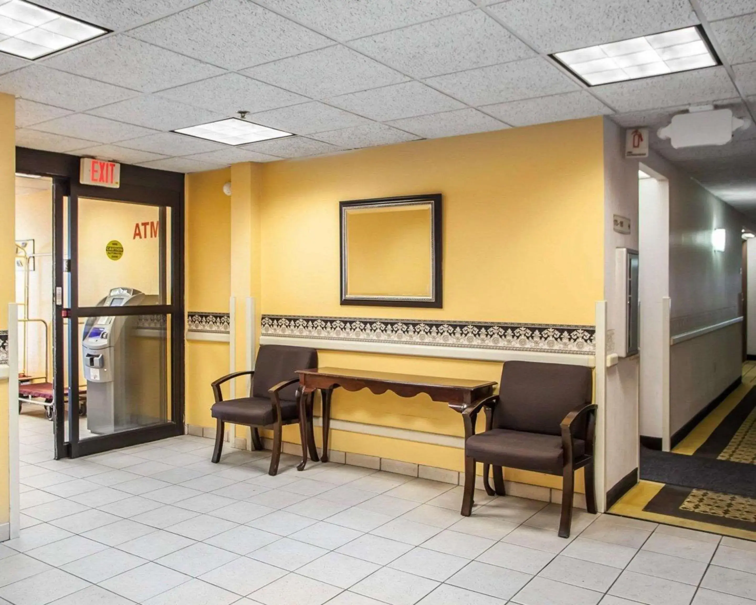 Rodeway Inn & Suites Milwaukee Airport Rodeway Inn & Suites Milwaukee Airport