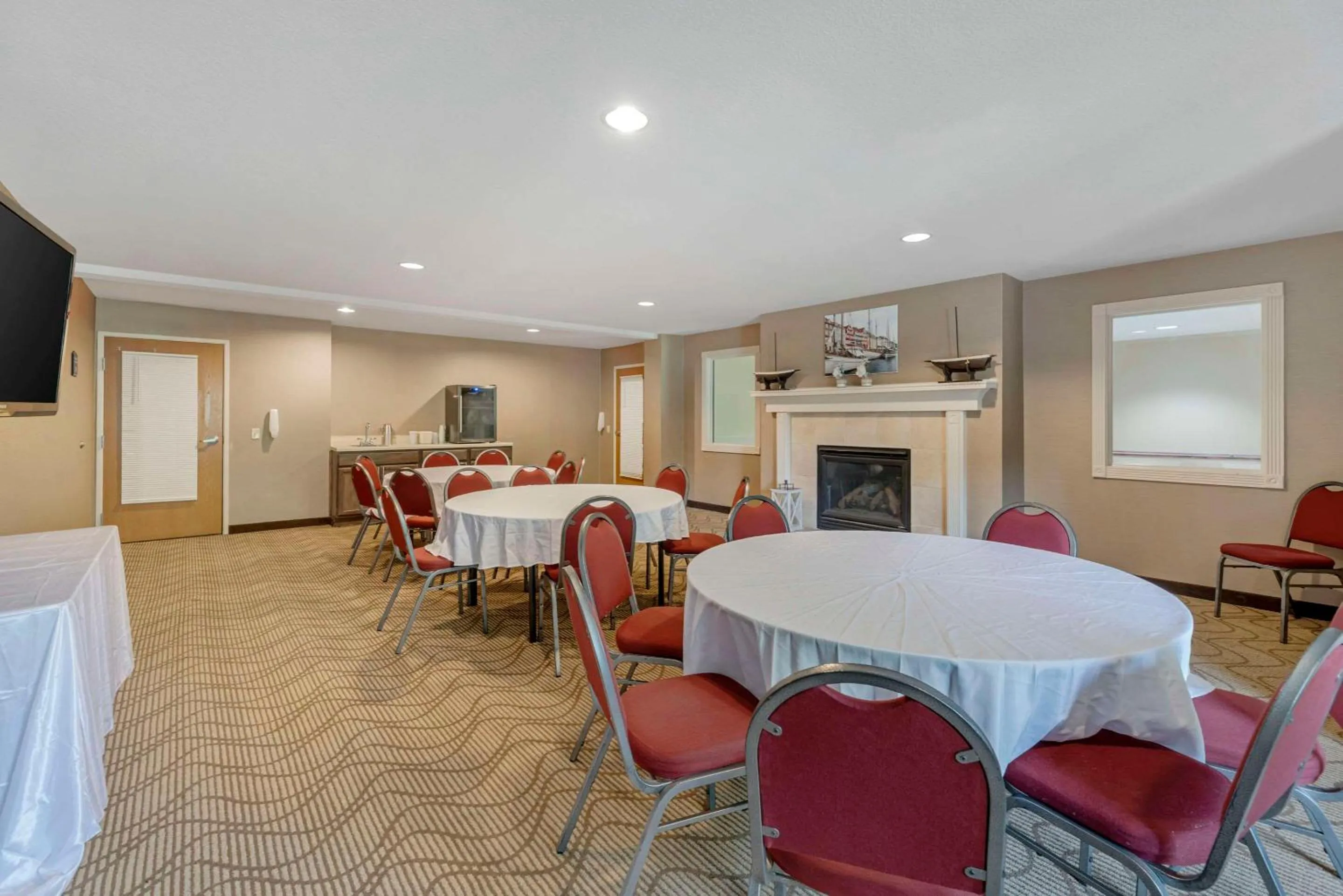 Meeting/conference room in Comfort Suites Lake Geneva East