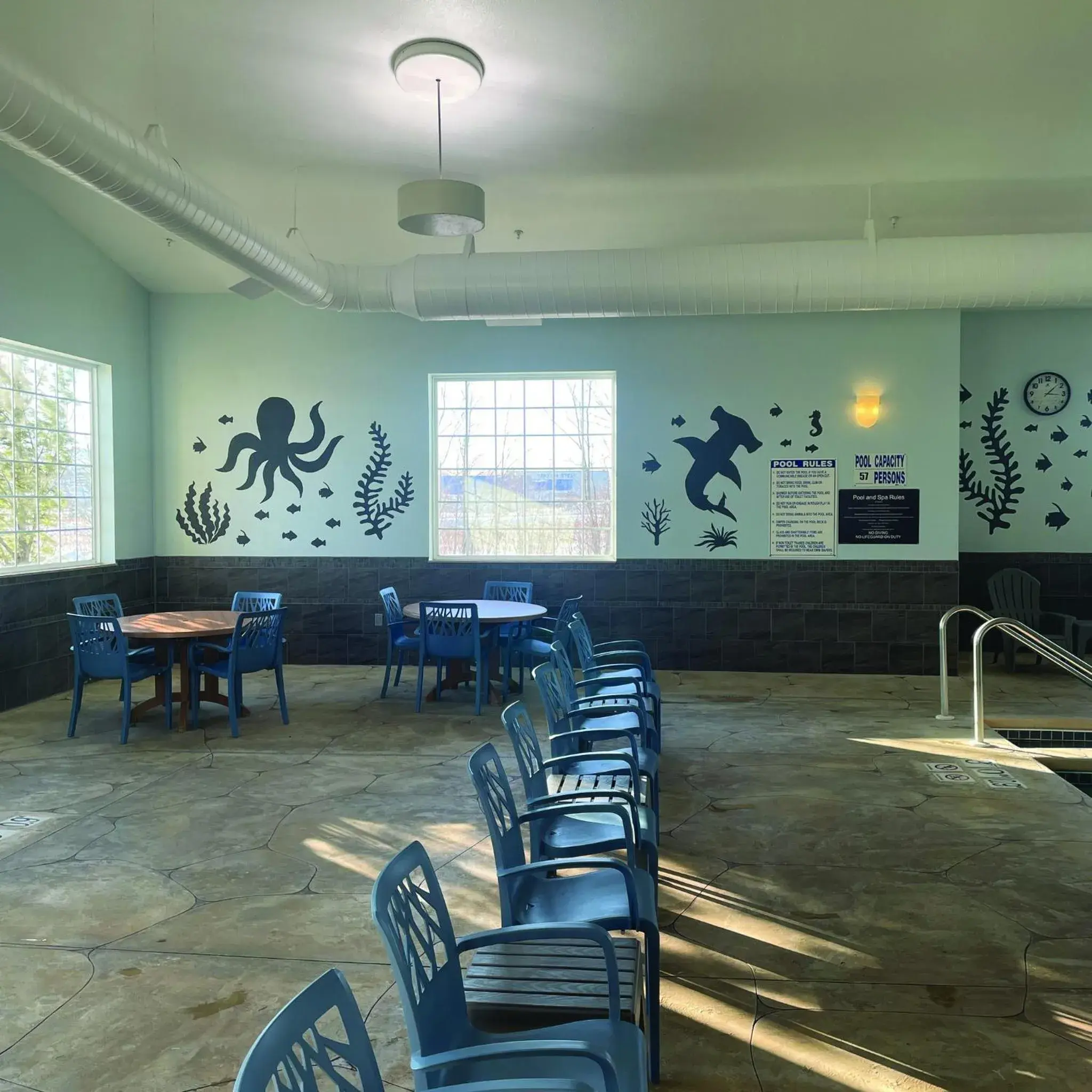 Swimming pool in Sleep Inn & Suites Conference Center Eau Claire North Swimming pool in Sleep Inn & Suites Conference Center Eau Claire North