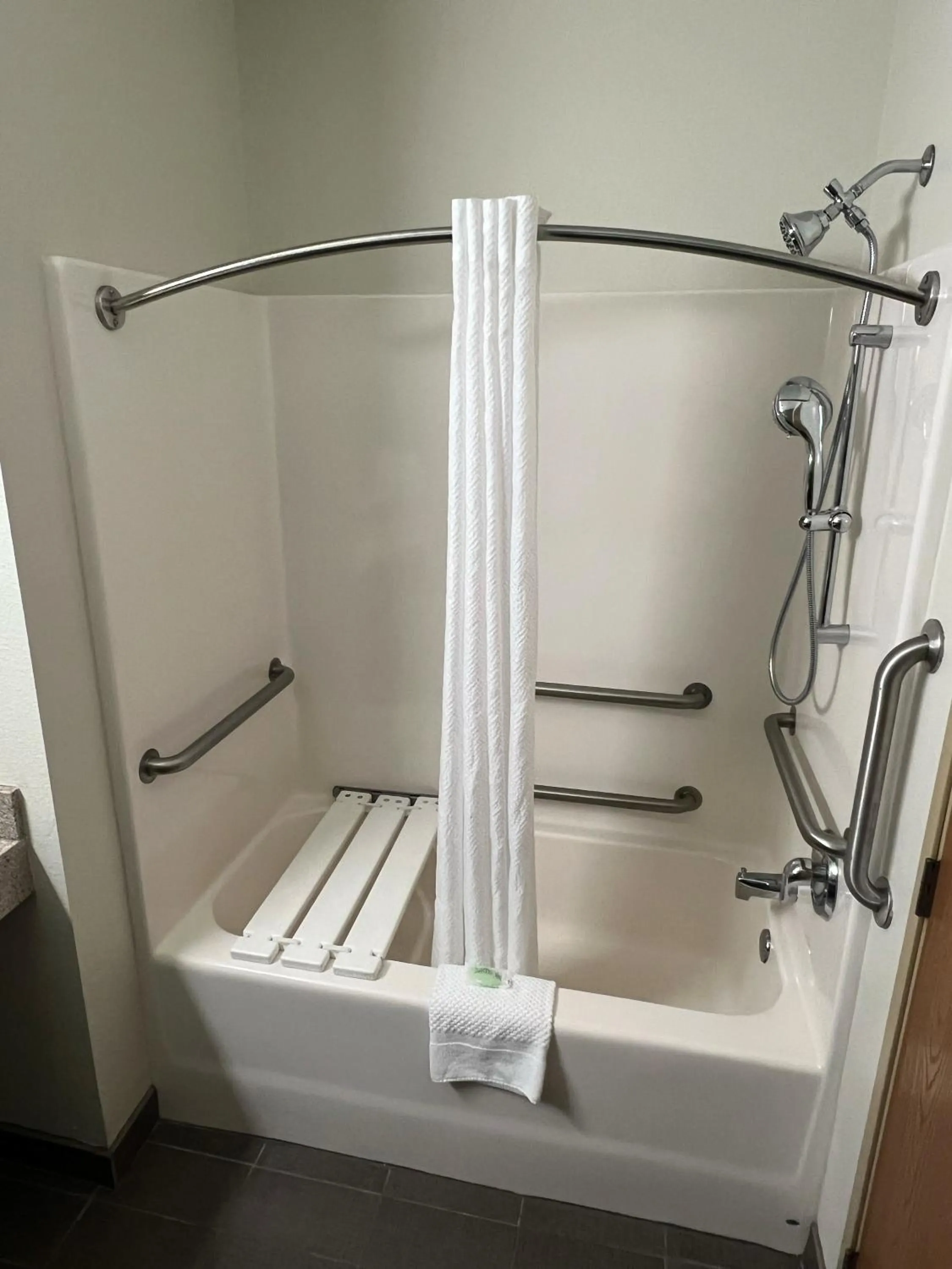 Sleep Inn & Suites Conference Center Eau Claire North